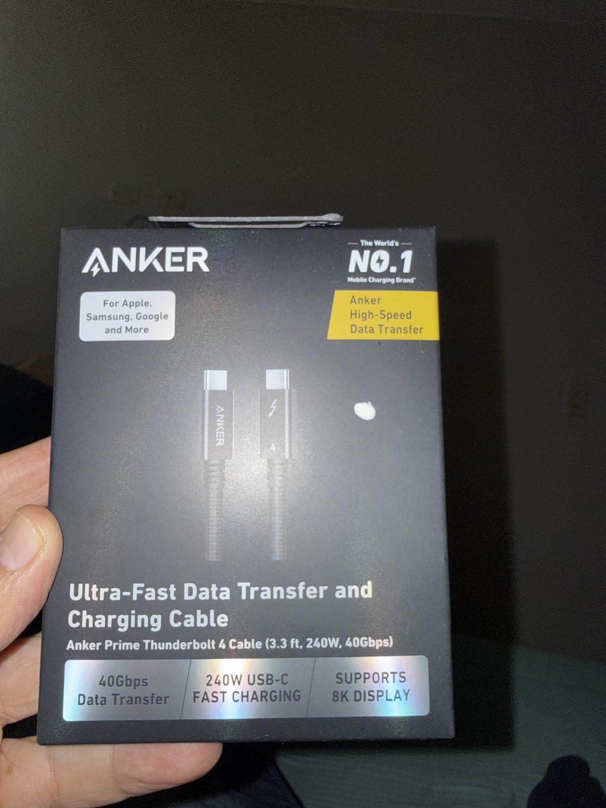 Anker Prime Thunderbolt 4 Cable, 3.3 ft USB C to USB C Cable, 240W Charging, 40Gbps Data Transfer, Supports 8K/4K Displays customer photo 2