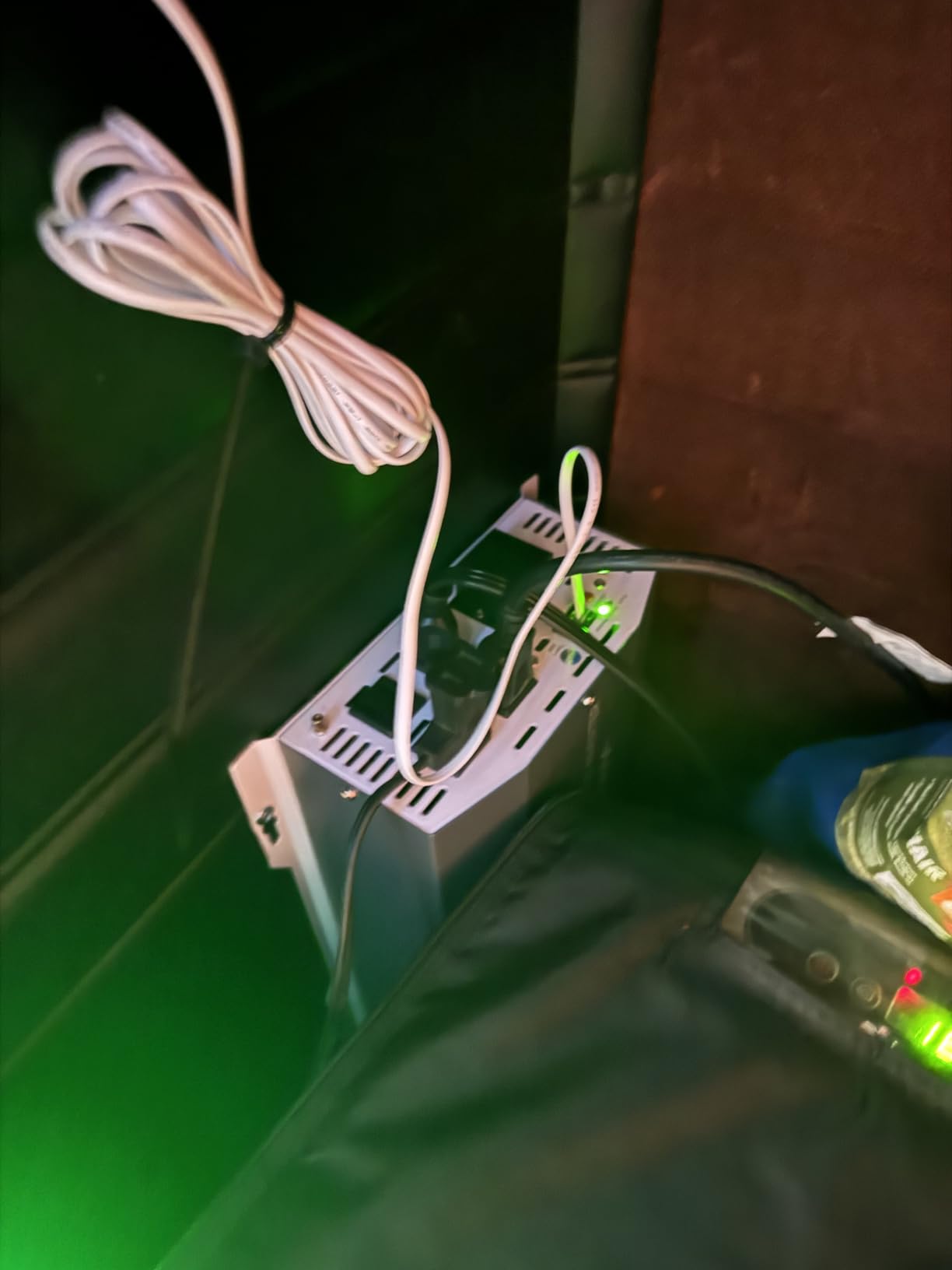 4000W Pure Sine Wave Inverter 12V DC to 110V/120V AC Converter, 8000W Peak, LCD Remote Control, 4 AC Outlets, USB & Type-C - Heavy Duty for RV, Truck, Off-Grid Solar, Home Emergency Power customer photo 1