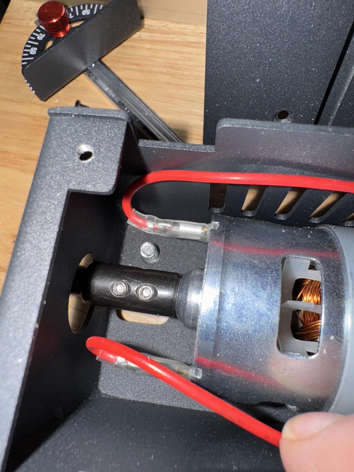 Saker Mini Multi-Functional Table Saw,Mini Table Saws for Crafts,Portable Mini Desktop Electric Saw for Wood Cutting,Speeds & Angle Adjustable with More Accessories for Plastic Acrylic Cutting customer photo 2