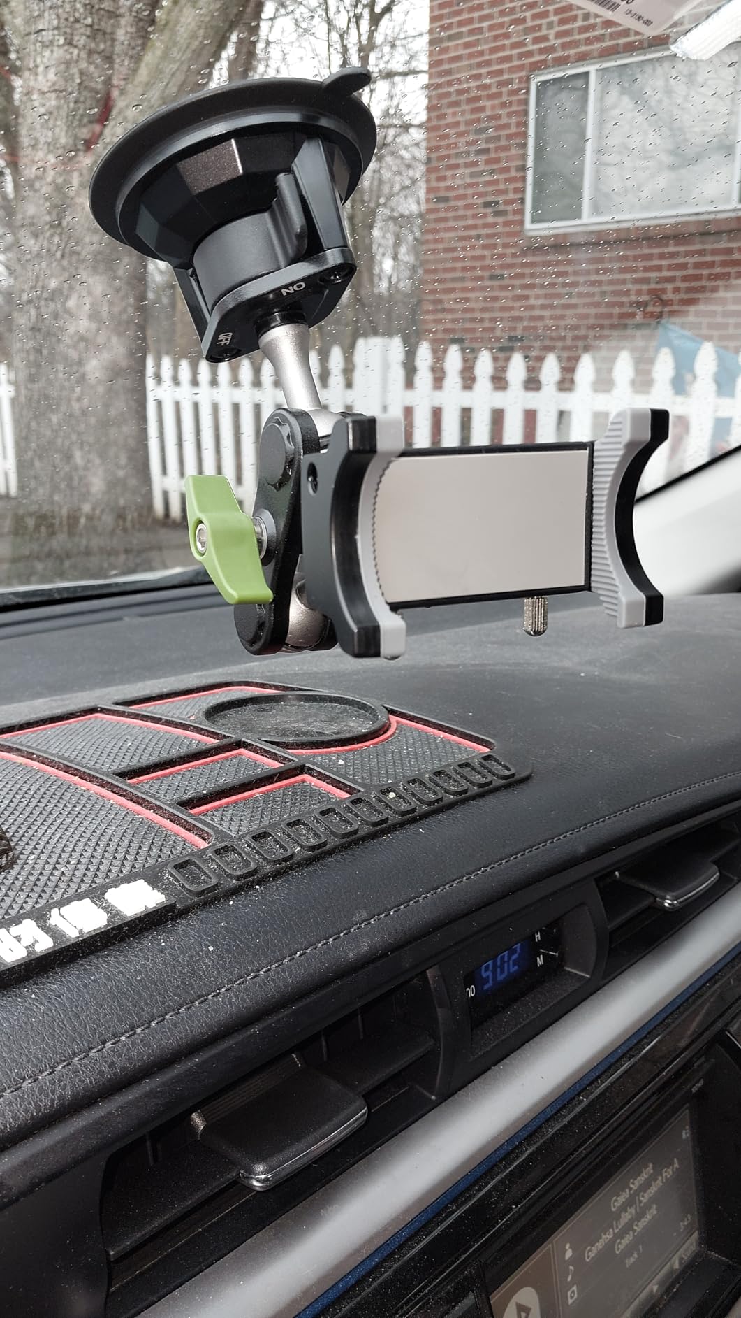 MAGIC JOHN Car Phone Holder, Ultra-Durable Metal Phone Holders for Your Car, 360° Rotation Cell Phone Car Mount for Windshield, Suction Cup Car Phone Mount for iPhone Samsung All Smartphone customer photo 2