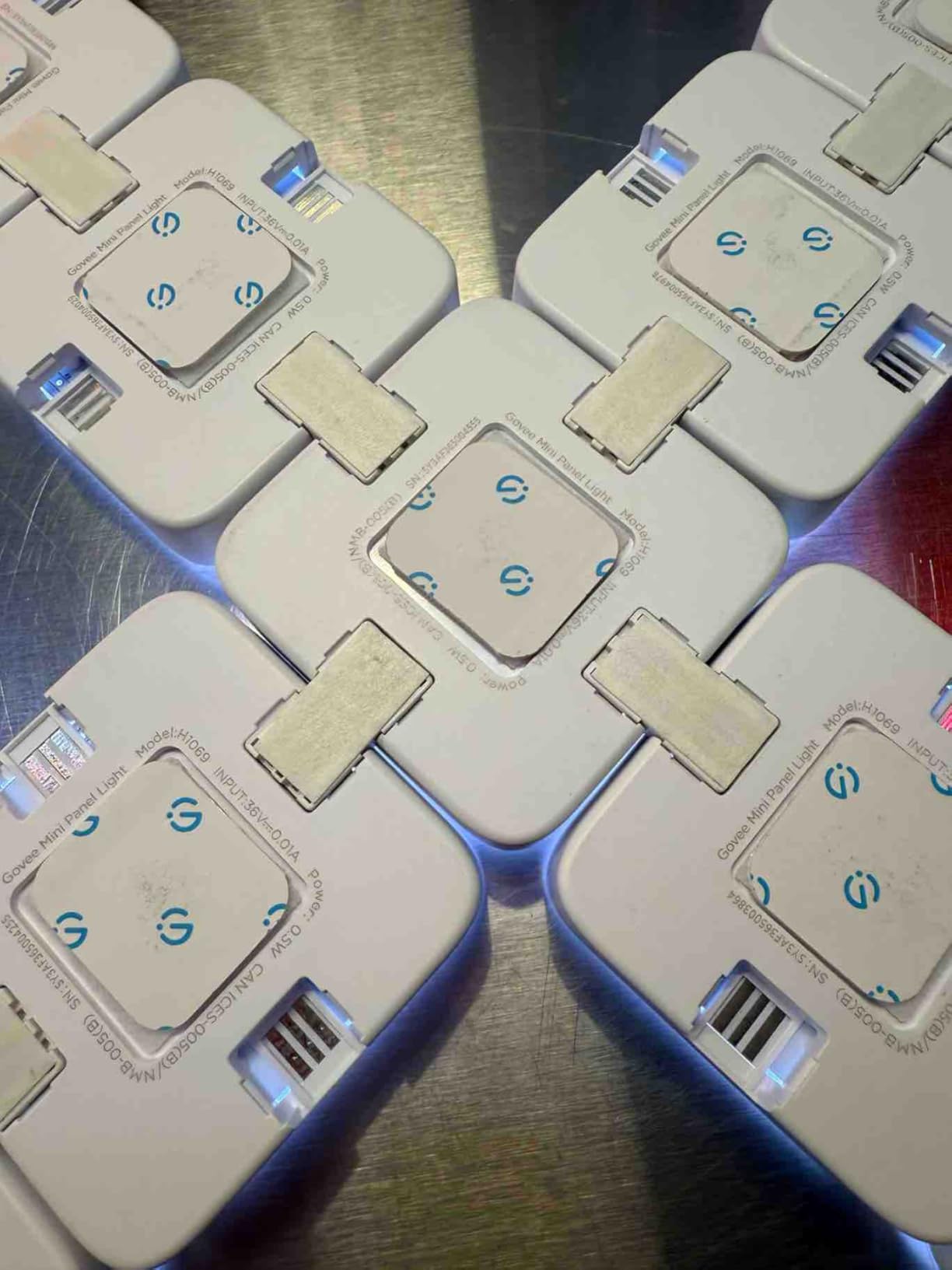 Govee Mini Panel Lights, RGBIC Wall Lights, Smart LED Wall Panels, Works with Matter, Alexa, Google Assistant, Sync with Music, DIY Gaming Light for Home Decor, Office, Bedroom, 20 Pcs customer photo 1