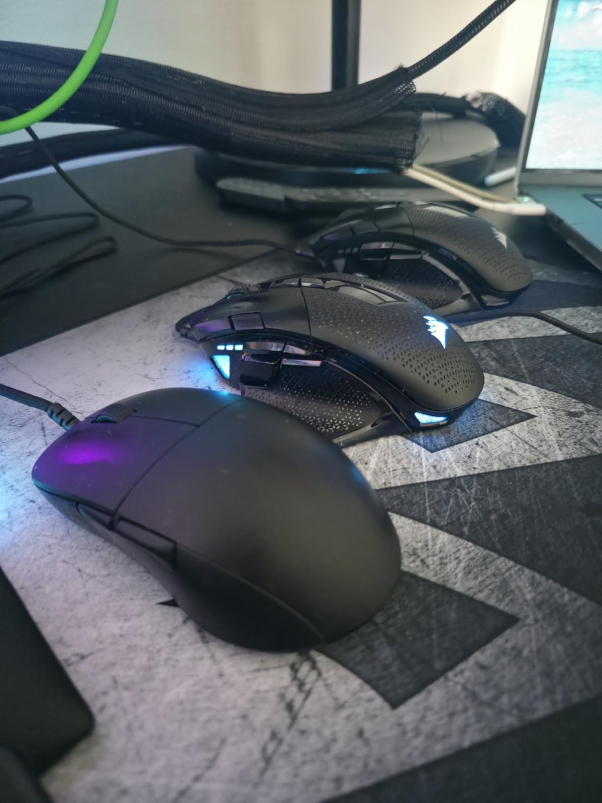 ENDGAME GEAR XM2 8k Gaming Mouse - 8000Hz Polling Rate, Kailh GX Switches, PixArt PAW3395 Sensor, Ultra-Light 52g customer photo 1