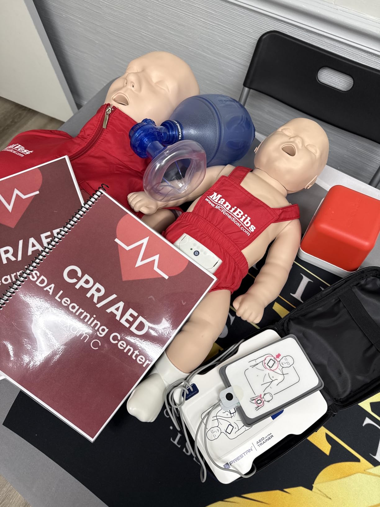 Nolan Upgraded Binding Machine Spiral Coil Binder,46-Hole Book Binder with Electric Coil Inserter,4:1 Pitch,100pcs Comb Binding Spines&1 Crimper Plier,School Office Home,Anti-Rust customer photo 1