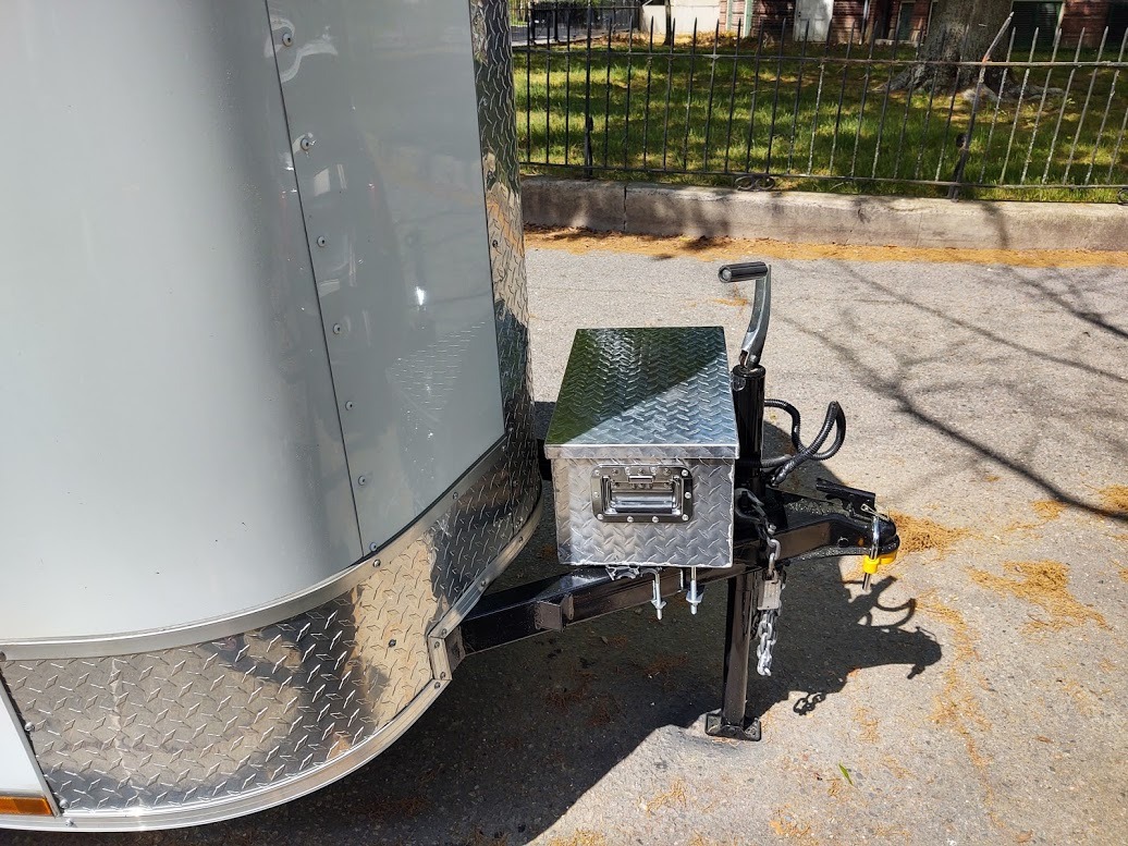 ARKSEN 49 x 15 x 15 Inch Diamond Plate Truck Bed Tool Box, Heavy Duty Waterproof Aluminum Toolboxes Storage Chest with Side Handle & Lock for Pickup Truck Bed, RV & Trailer - Black customer photo 1