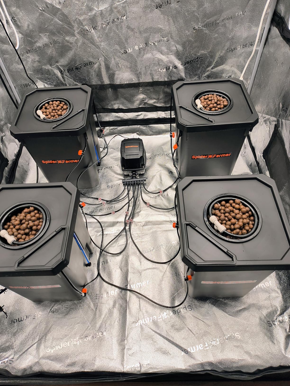 Spider Farmer DWC Hydroponics Grow System with 7-Gallon Deep Water Culture, New Triangular Cover Design, Recirculating Drip Garden System with Top Drip Kit, 11W Air Pump, 4 Buckets customer photo 2