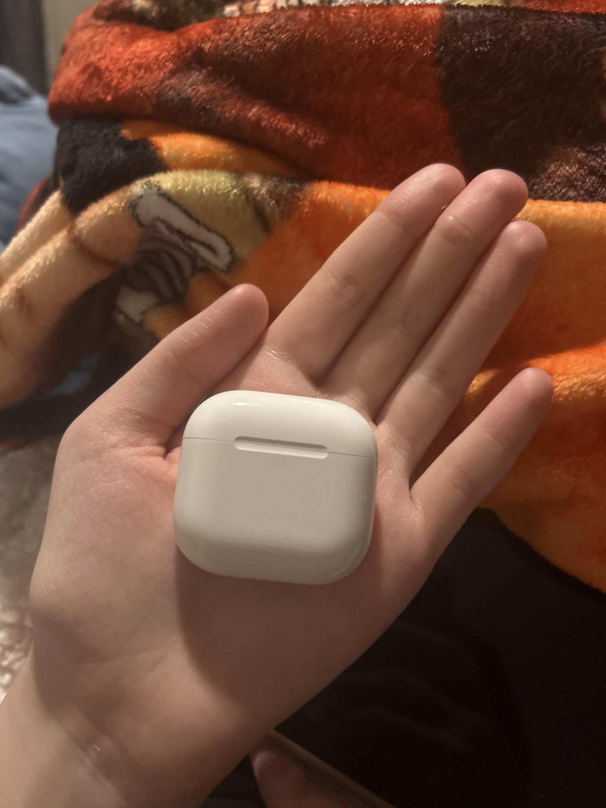 Apple AirPods 4 Wireless Earbuds, Bluetooth Headphones, Personalized Spatial Audio, Sweat and Water Resistant, USB-C Charging Case, H2 Chip, Up to 30 Hours of Battery Life customer photo 2