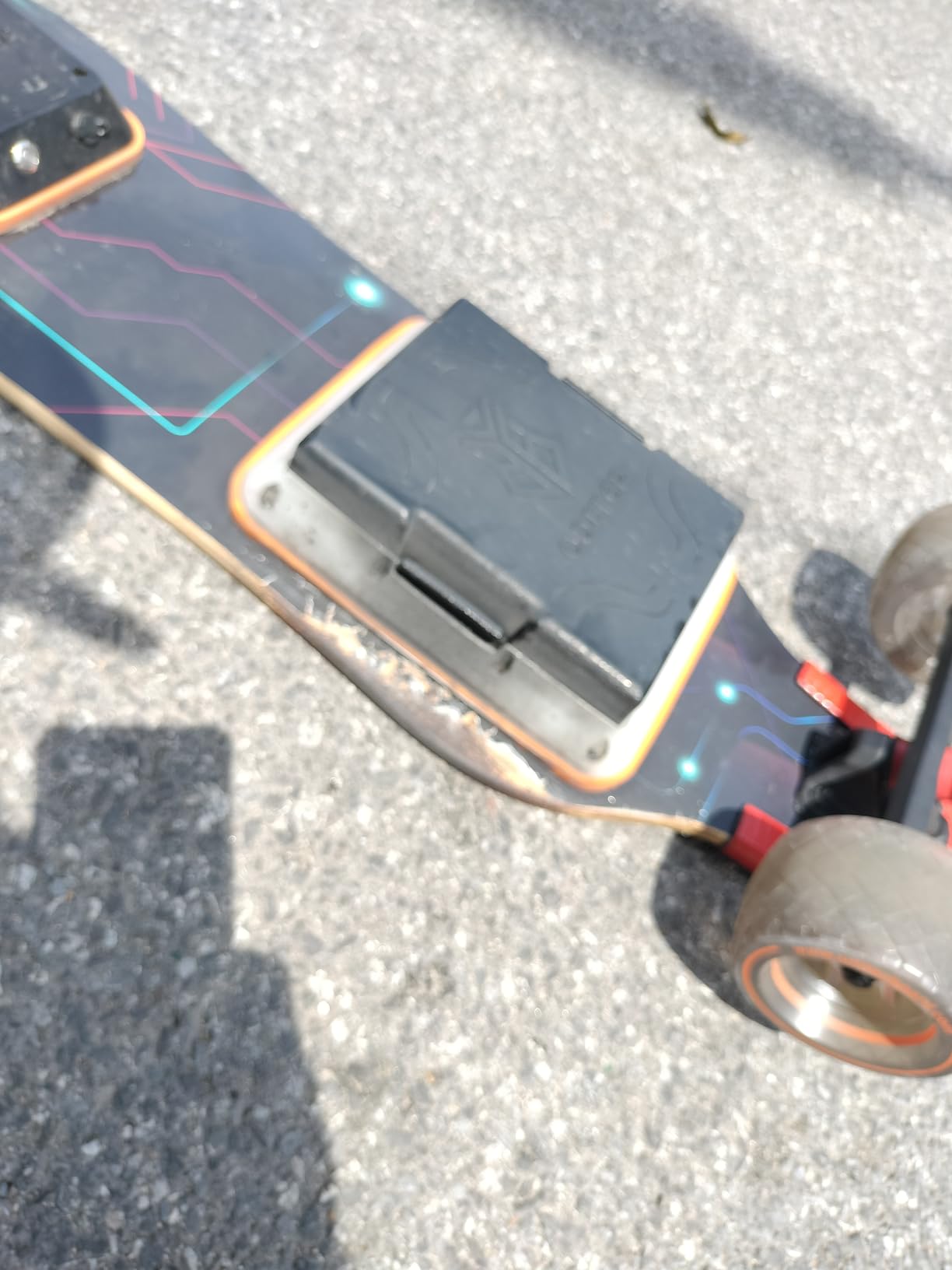 Electric Skateboard with Remote, Dual 600W Motors, Swappable Battery, Up to 28 MPH, 12-25 Miles Range, 4 Speed Modes, Electric Longboard for Adults & Beginners (S3/S3 Mini) customer photo 2