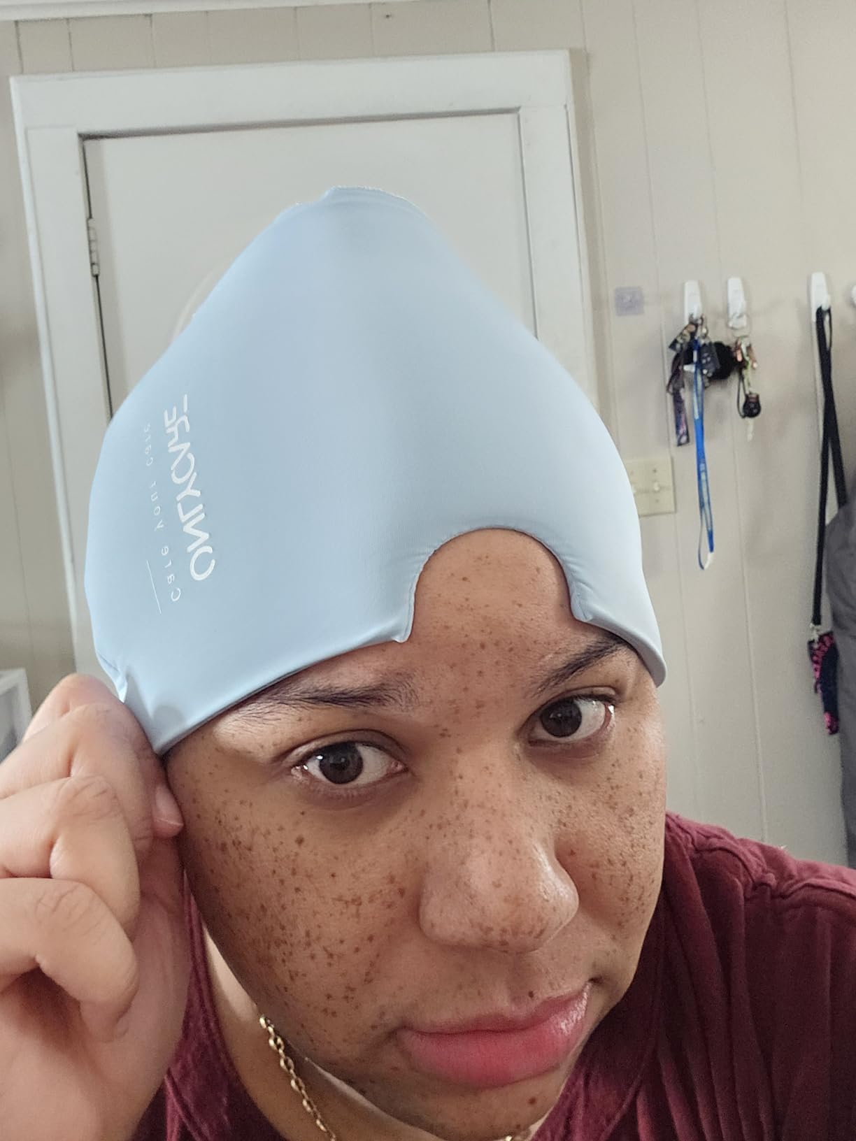 ONLYCARE Migraine Relief Cap, Soothing Migraine Mask, Upgraded Odorless Gel Ice Head Wrap, Hot and Cold Therapy, Headache Ice Pack for Tension, Stress, Hangover customer photo 2