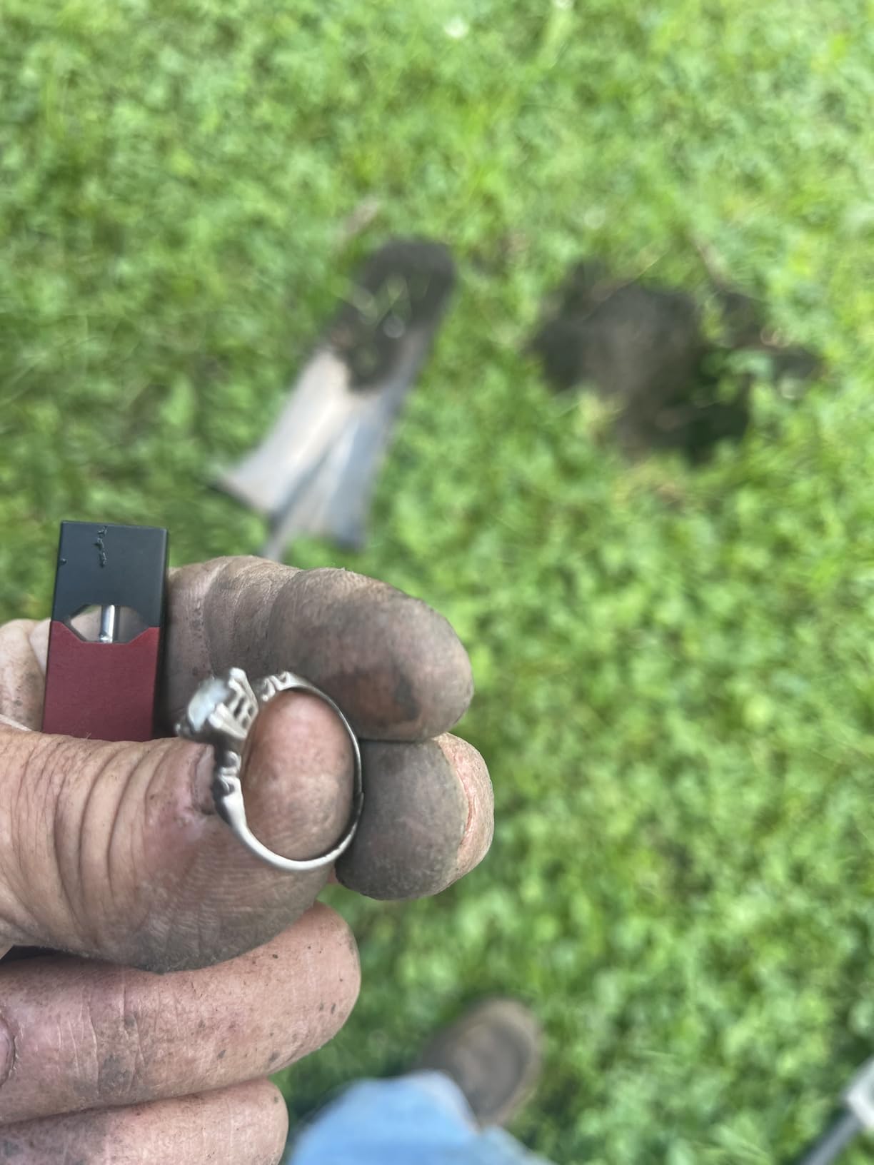 MINELAB X-Terra Elite Expedition, Waterproof, All Terrain Treasure Metal Detector, Multi-IQ Precision Targeting, Included V8X Coil, V12X Coil, ML85 Headphones, Charging Cable & PRO-FIND 40 Pinpointer customer photo 2