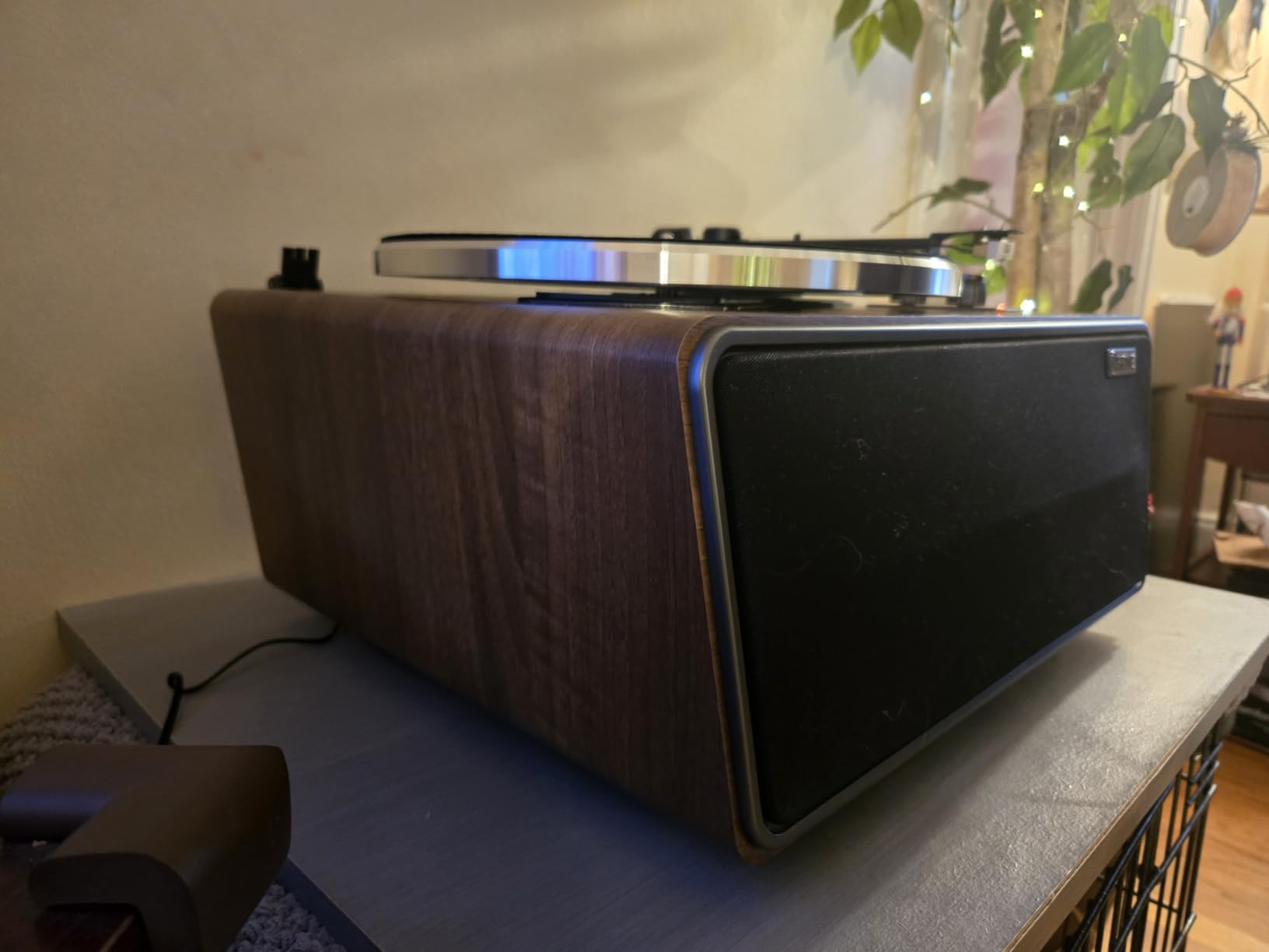 All in One Vinyl Record Player, Bluetooth Turntable Built in 4 Stereo Speakers Phono Preamp, High Fidelity Turntables for Vinyl Records with Magnetic Cartridge AT-3600L, 2-Speed, 33/45RPM, USB PC Recording customer photo 2