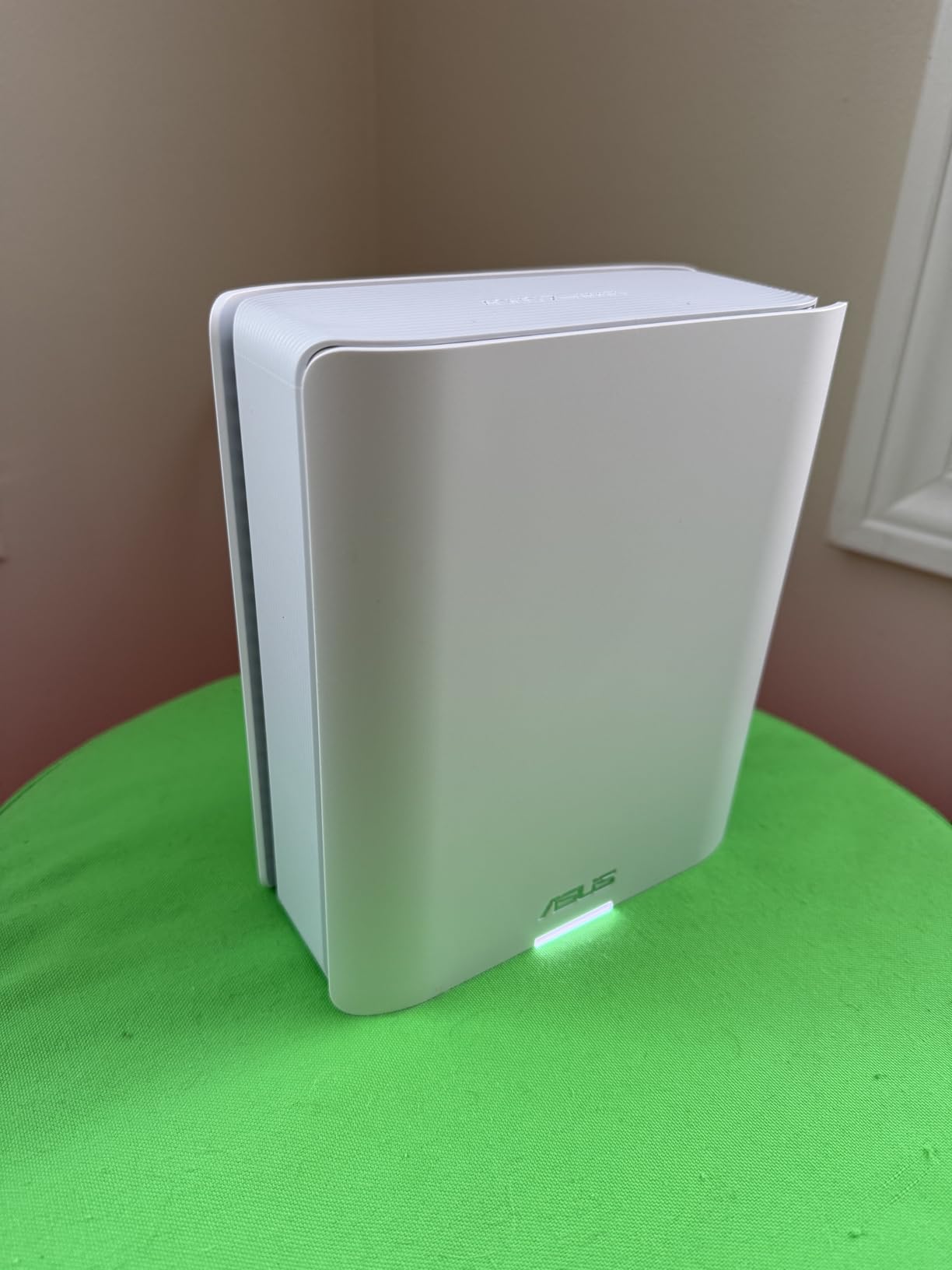 ASUS ZenWiFi BT6 Tri-Band WiFi 7 Mesh System (2-Pack) customer photo 2