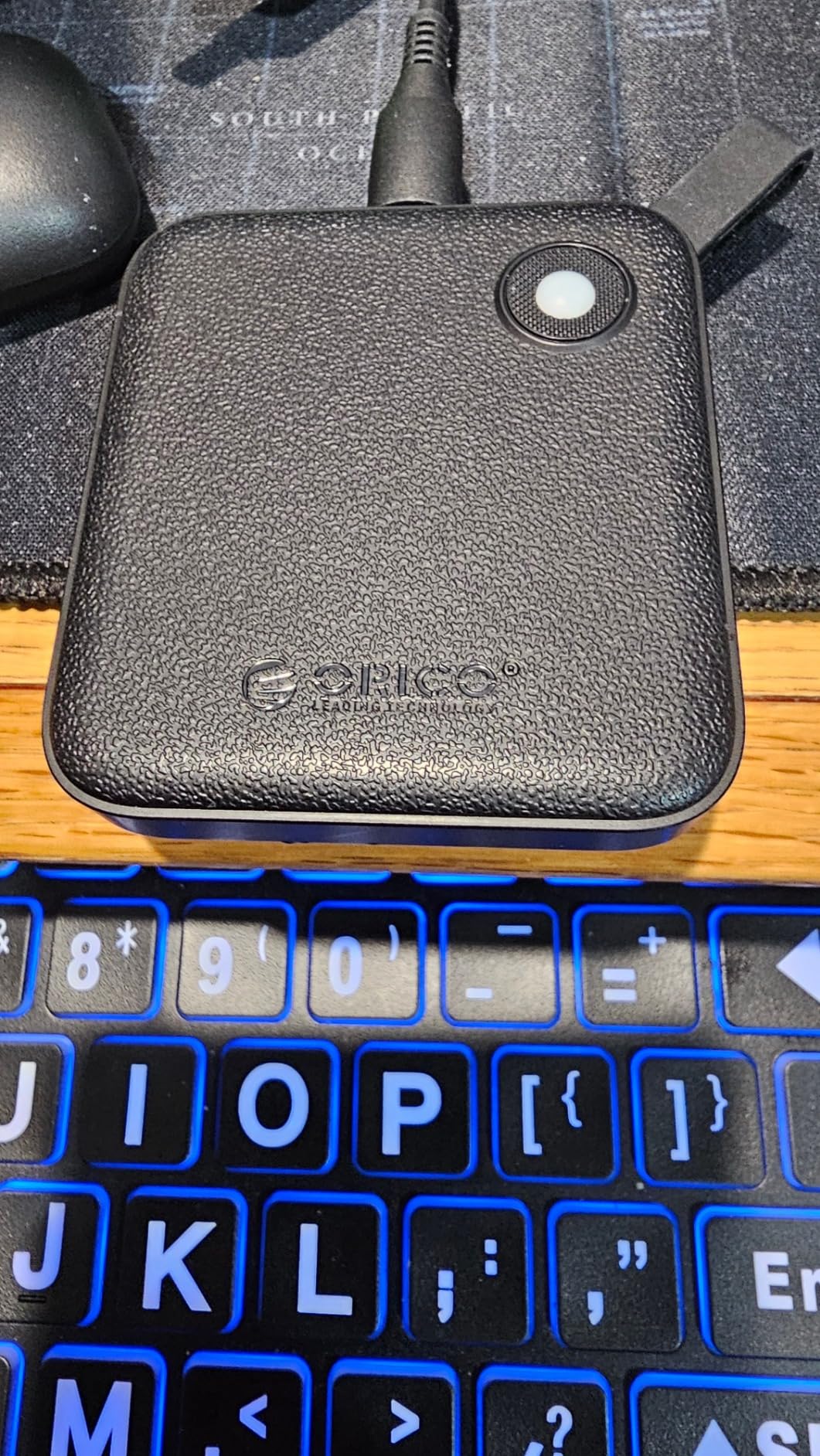 ORICO Portable SSD 256 GB with 2 in 1 USB C Cable, External Solid State Drives, Up to 460MB/s, Status Indicator, Reliable Storage for USB-C Smartphone, Tablet, PC - B5PLUS customer photo 1