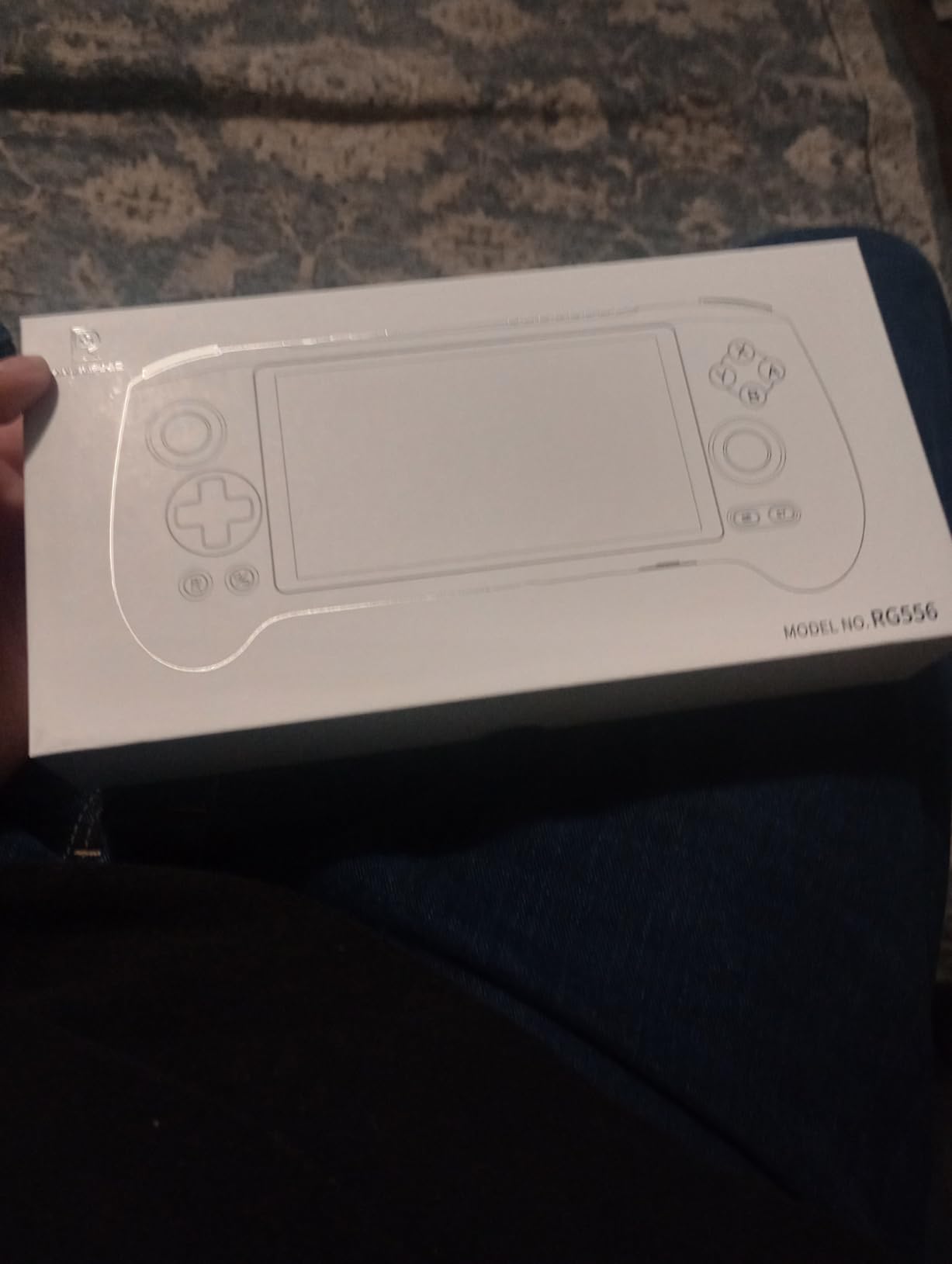 Anbernic RG556 Retro Handheld Game Console, Android 13 System Unisoc T820 Processor 5.48 Touch Inch AMOLED Screen 5500mAh Battery Support WiFi Online DP Output customer photo 2