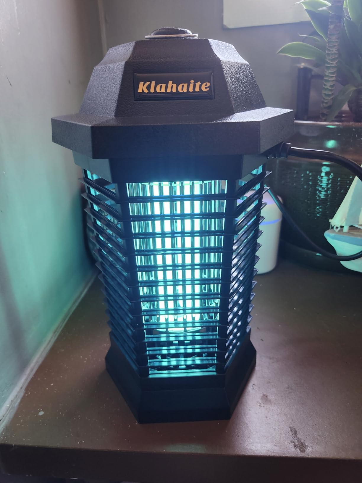 Klahaite Bug Zapper Outdoor, Electric Mosquito Zapper, Fly Zapper Indoor Fly Traps, Mosquito Repellent Outdoor Patio and Backyard Covers 1/2 Acre, 3 Prong Plug, 4200V, ABS Fireproof Plastic Outer customer photo 1