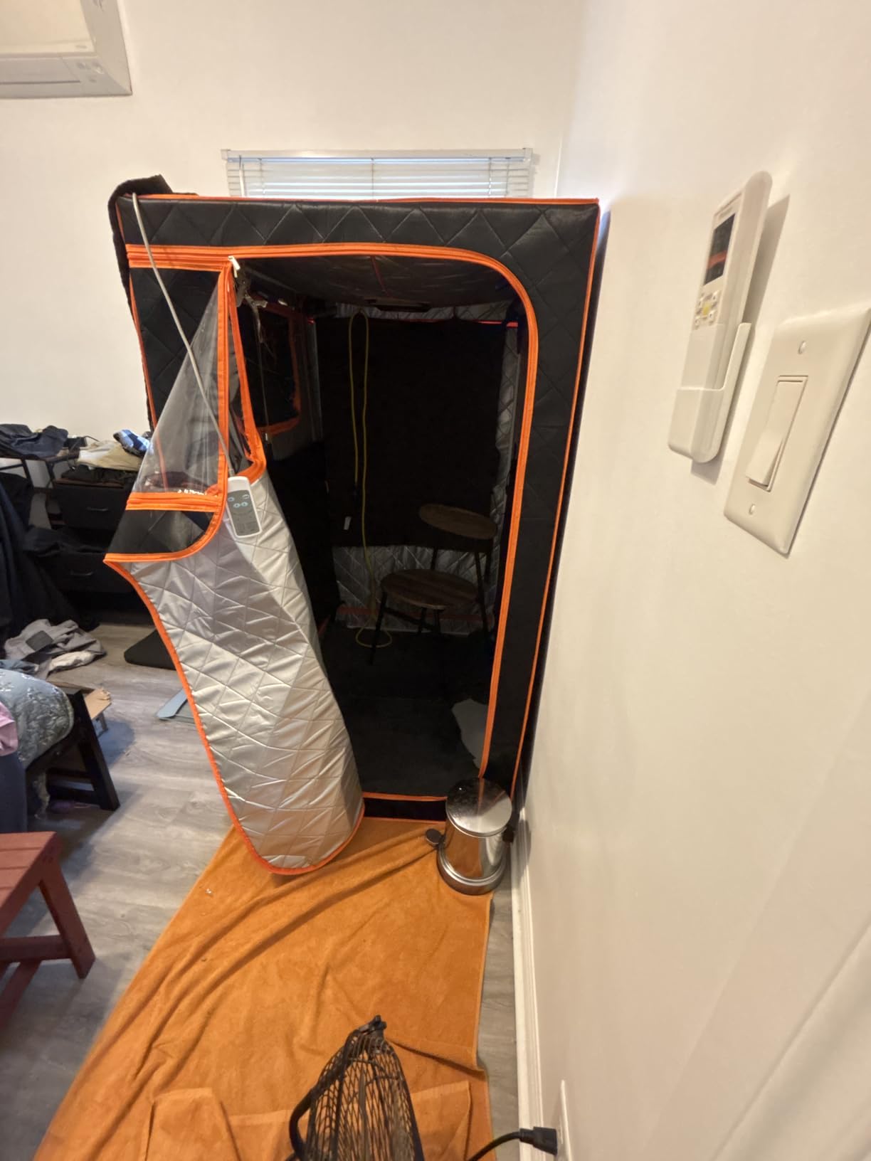 Smartmak Portable Infrared Sauna, 1-2 Person X-Large Infrared Sauna Box, Full Size Personal Home Sauna Tent, with Adjustable Folding Chair, Remote Control, LED Red Light (Black-2 Person) customer photo 1