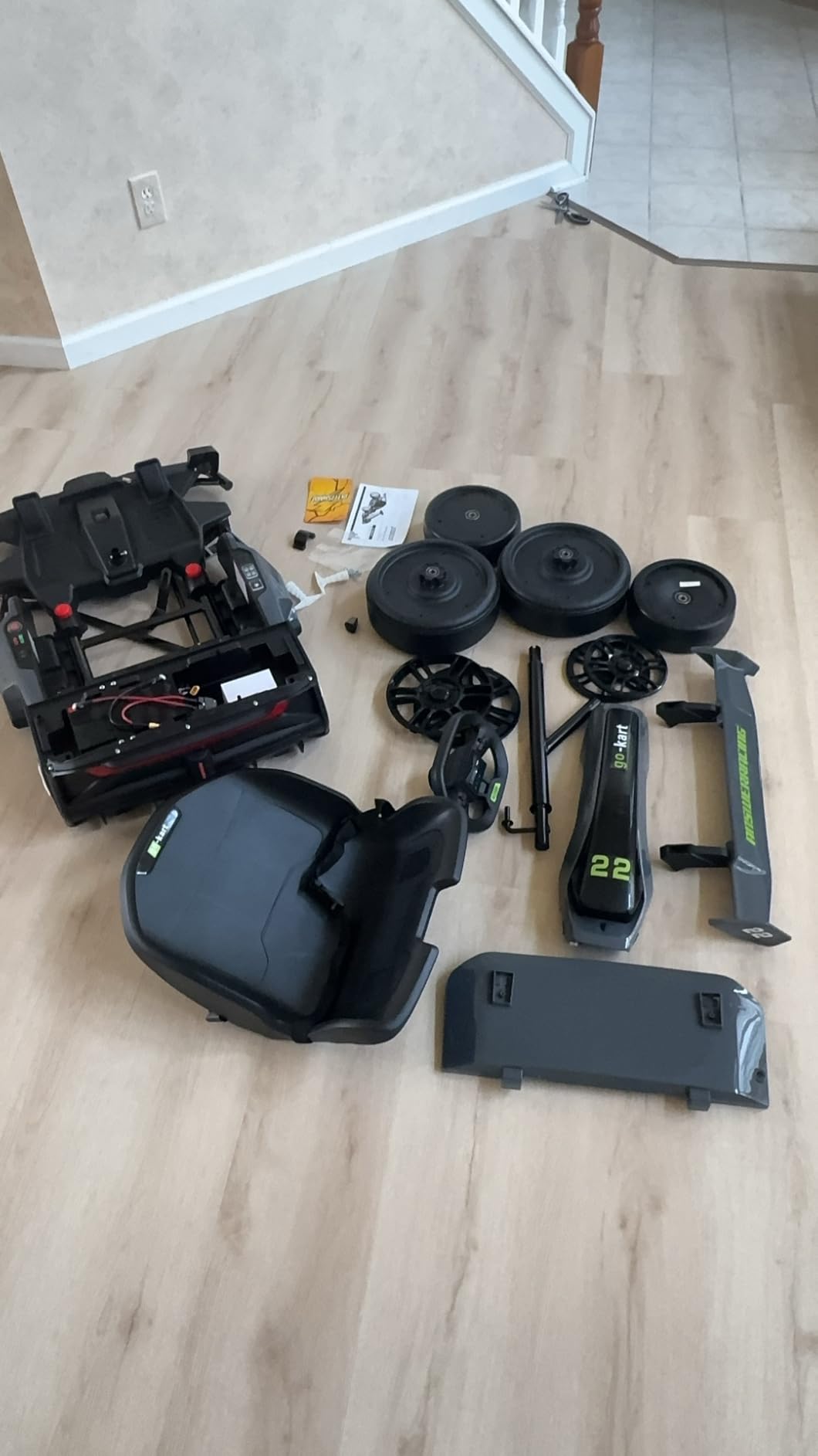 Blitzshark 24V Kids Go Kart 300W Powerful Drift Kart Electric Pedal Kart Outdoor Race Toy, with 2X150W Strong Motor, 7AH Big Battery, EVA Tire, Drift/Sports Mode, Brake Pedal, Length Adjustment, White customer photo 1