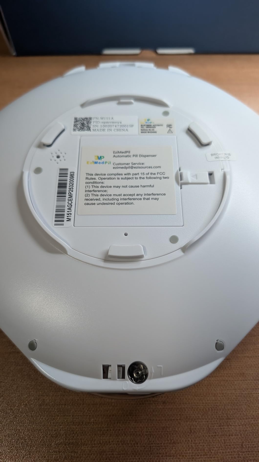 EziMedPil Bluetooth Pill Dispenser w/Sound & Light Alerts, up to 9 Alarms/Daily, Key Lock, LCD & Easy Setup on SmartLife App, 28-Day Medication Dispenser for Prescriptions, Vitamins & More, Clear Lid customer photo 1