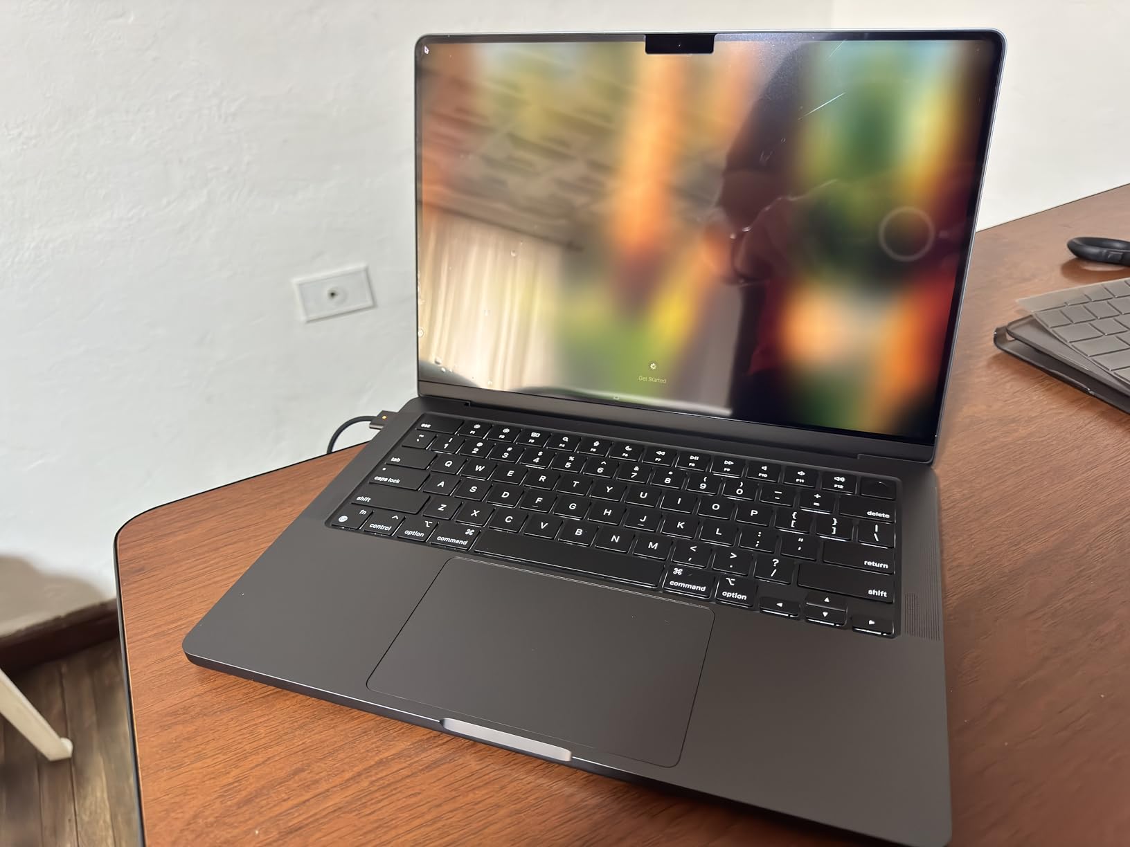 2024 MacBook Pro Laptop with M4 Pro, 12-core CPU, 16-core GPU: Built for Apple Intelligence, 14.2-inch Liquid Retina XDR Display, 24GB Unified Memory, 512GB SSD Storage; Silver customer photo 2
