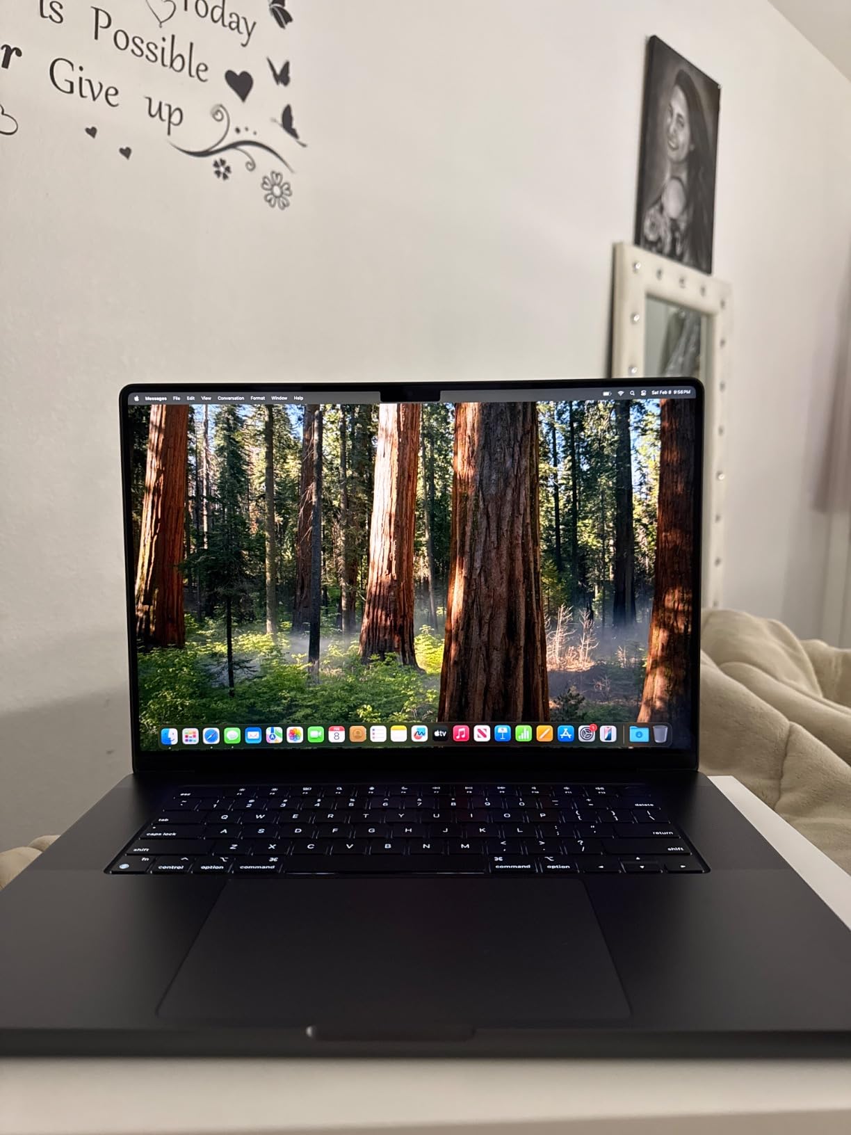 Apple 2024 MacBook Pro Laptop with M4 Max, 14-core CPU, 32-core GPU: Built for Apple Intelligence, 16.2-inch Liquid Retina XDR Display, 36GB Unified Memory, 1TB SSD Storage; Space Black customer photo 2