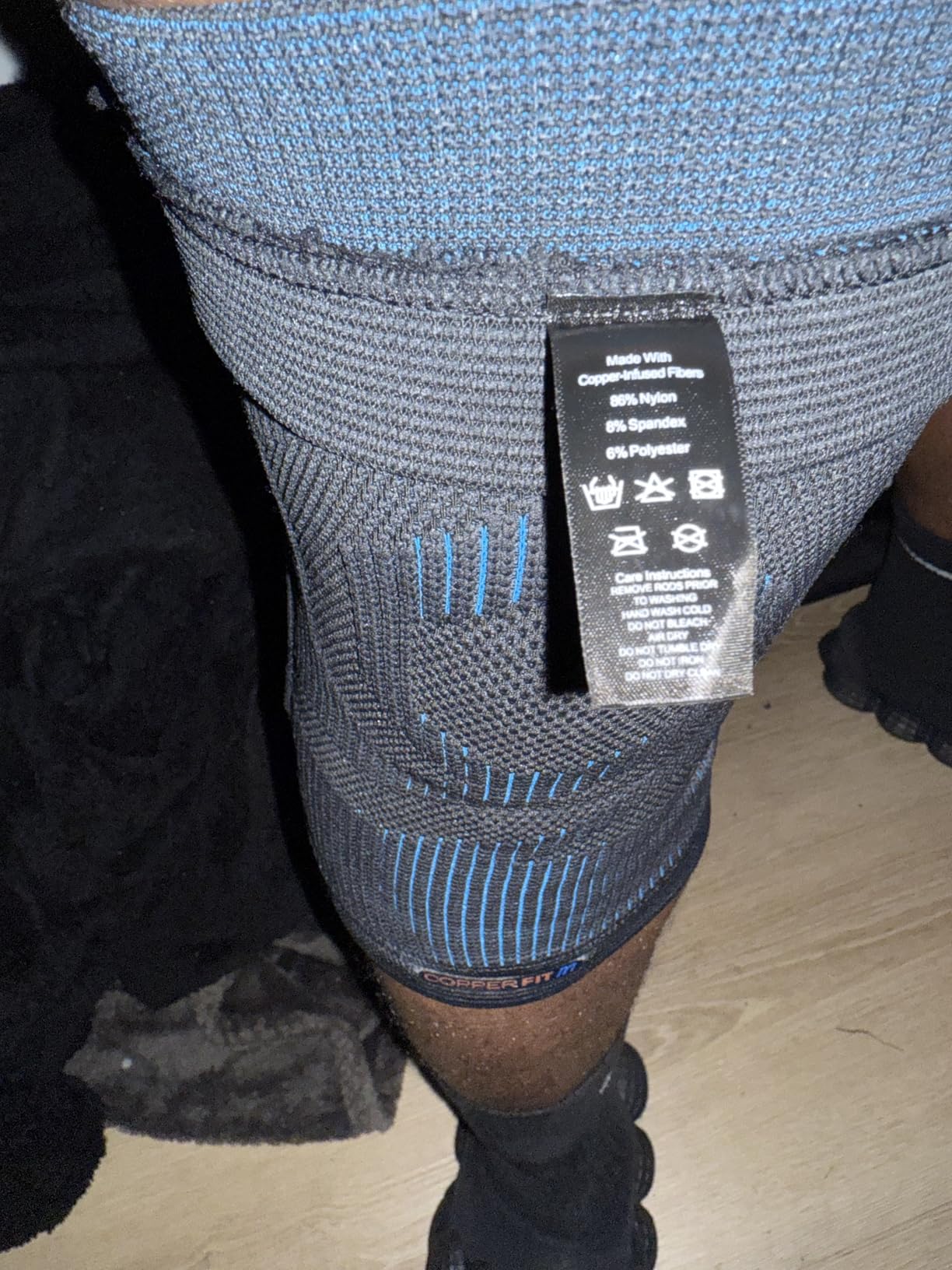 Copper Fit Mobilizer Knee Sleeve - ProSeries with Removable Side Stabilizers Knee Support for Advanced Recovery - Mobility, Knee Pain, Swelling, Inflammation, Circulation, Arthritis, Tendonitis (L/XL) customer photo 2