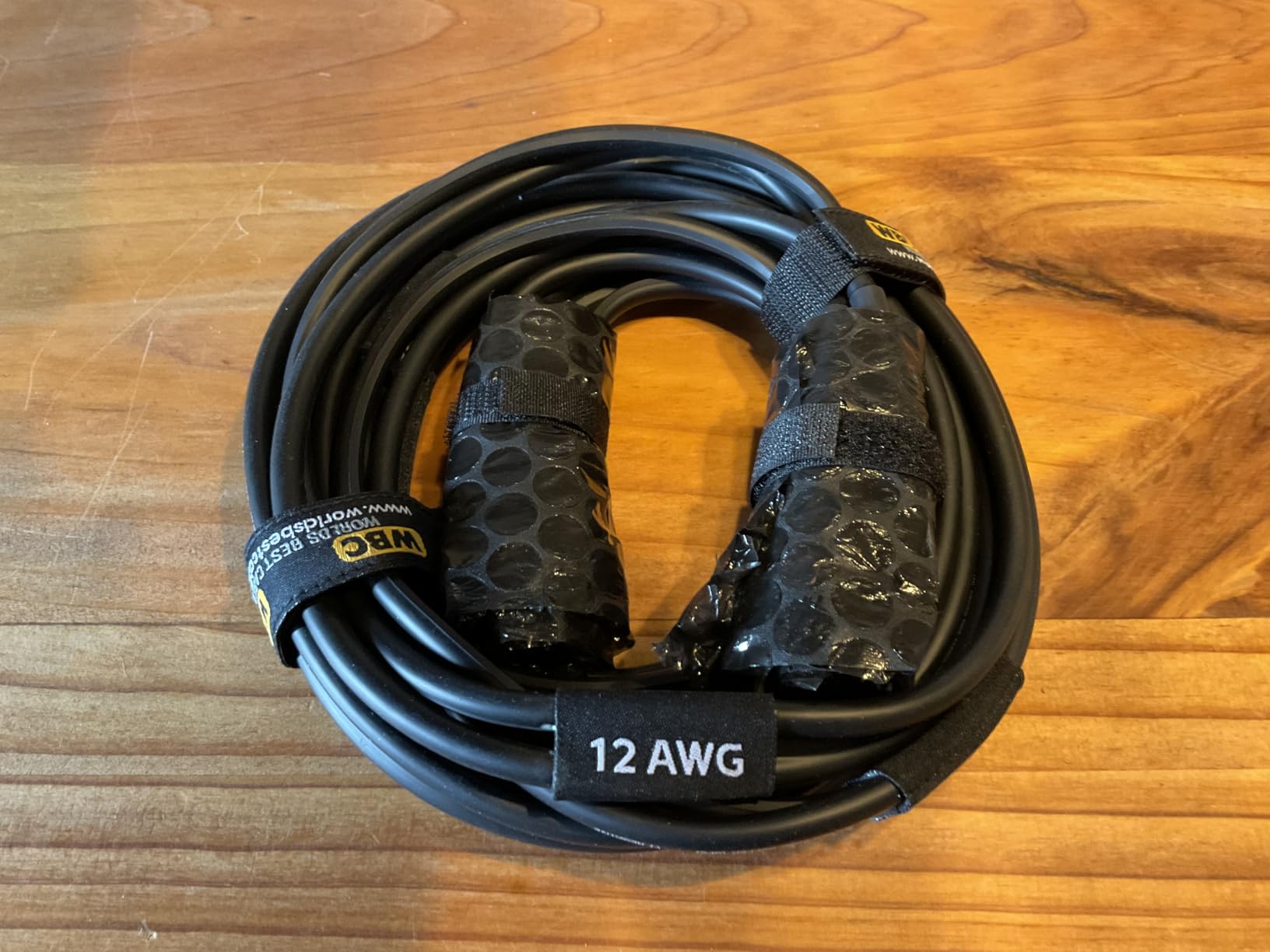 WORLDS BEST CABLES 20 Foot WBC-GOLD-LOCAP-SPKR-12 AWG - Low-Capacitance - Low-Inductance - High Purity OFC - Audiophile HiFi Speaker Cable Pair with Eminence Gold Banana Plugs customer photo 2