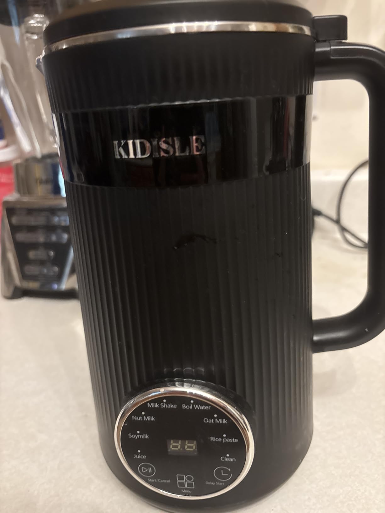 KIDISLE 32oz Automatic Soy Machine for Homemade Almond, Oat, Coconut, Soy, Plant Based Milks and Non Dairy Beverages with Delay Start/Keep Warm/Self-Cleaning/Boil Water, Black customer photo 1