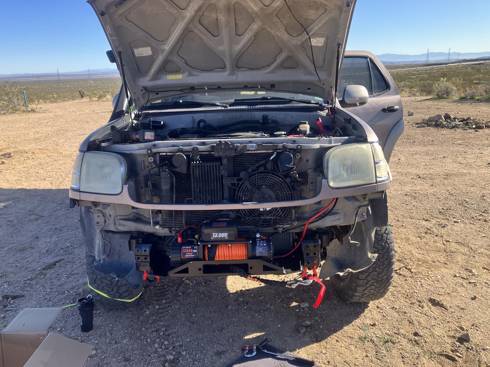 Winch 13500lbs 12V Waterproof Electric Winch Synthetic Rope Truck Winch Towing Winch Boat Trailer Winch SUV 4-Wheel Drive Off-Road Vehicle with Remote Control 3/8 Synthetic Rope (Black) customer photo 1