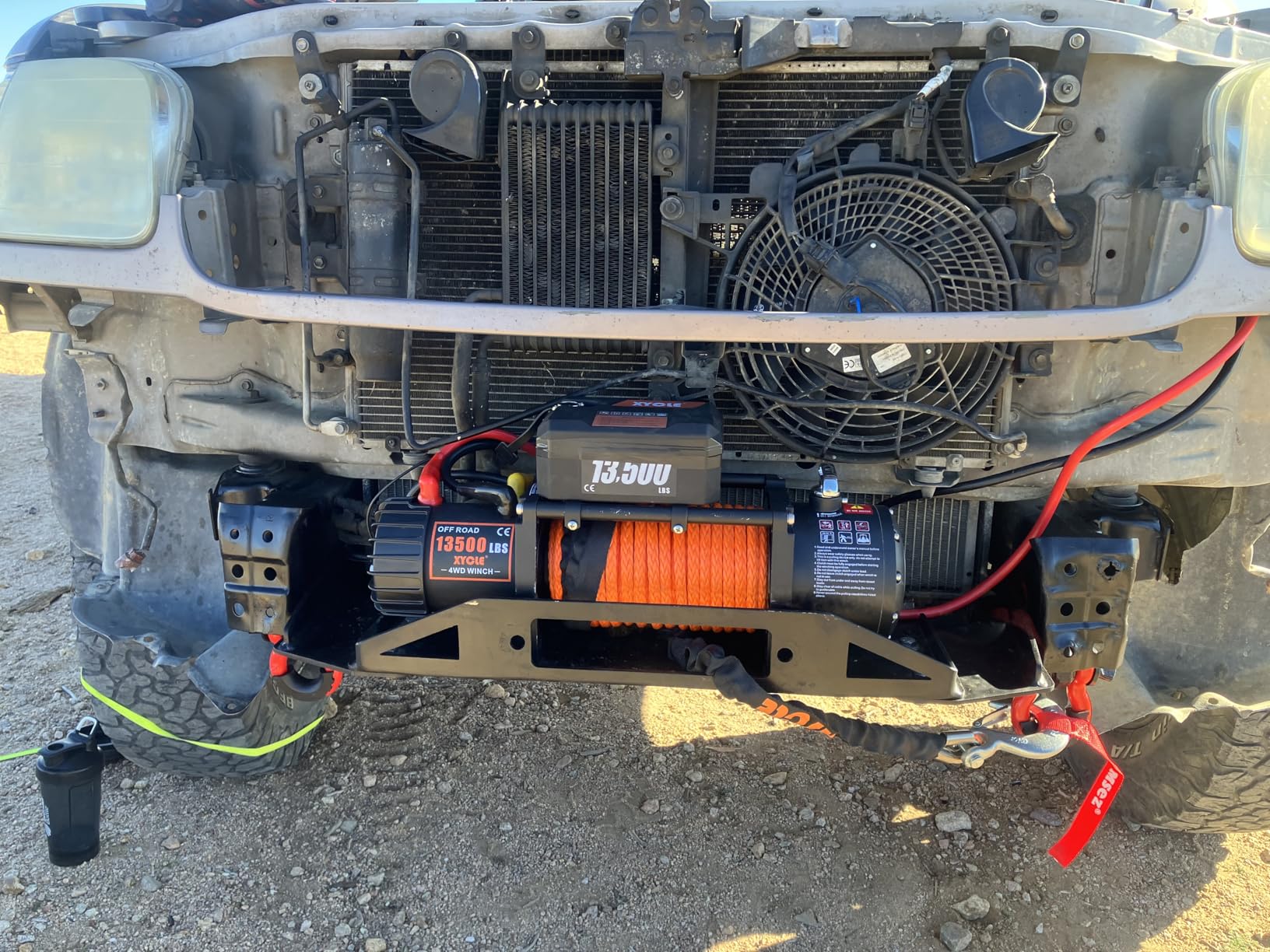 Winch 13500lbs 12V Waterproof Electric Winch Synthetic Rope Truck Winch Towing Winch Boat Trailer Winch SUV 4-Wheel Drive Off-Road Vehicle with Remote Control 3/8 Synthetic Rope (Black) customer photo 2