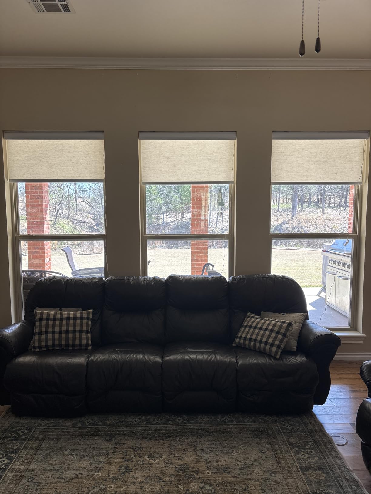 Kincmo Motorized Blinds with Remote, Light Filtering Roller Shades Work with Apple Homekit,Alexa,Google Home, Custom Electric Blinds with App,Voice Control (60% Blackout Atlantic White) customer photo 1