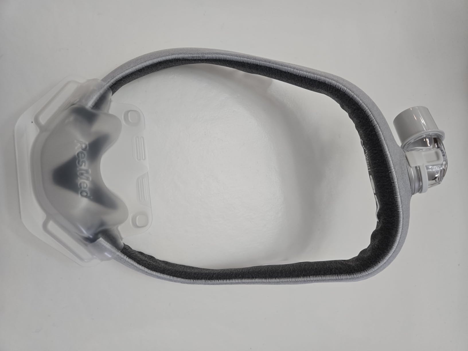 Resmed AirTouch N30i Frame System (Without Headgear) - Standard Frame/Medium Cushion customer photo 1