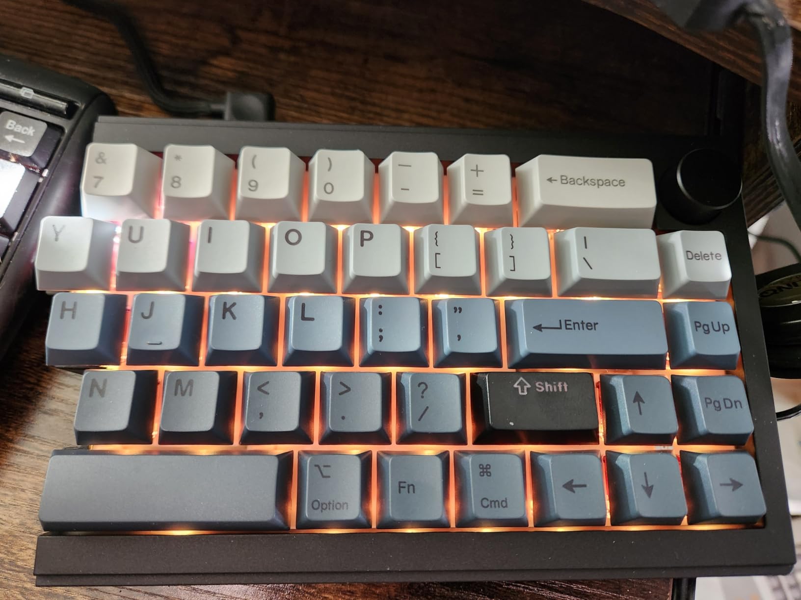 EPOMAKER Split65 QMK/VIA Programmable Keyboard, Wireless Mechanical Keyboard in 2.4Ghz/BT/Type-C, Ergonomic Gaming Keyboard in Split Layout with RGB Backlit (Flamingo Switch) customer photo 2