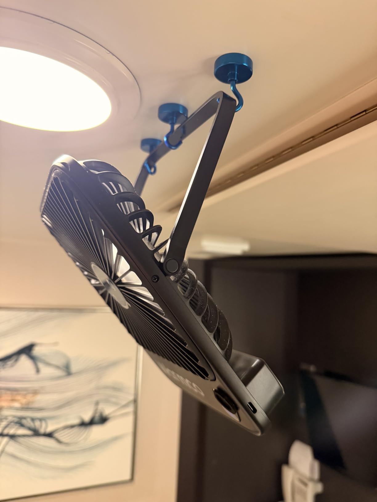 Warmco 10000mAh Portable Travel Fan 7-inch, Max 24H Runtime, Ultra-thin Quiet Rechargeable Battery Operated Desk Fan with Digital Display for Camping, Office, Bedroom, Cruise Essentials customer photo 2