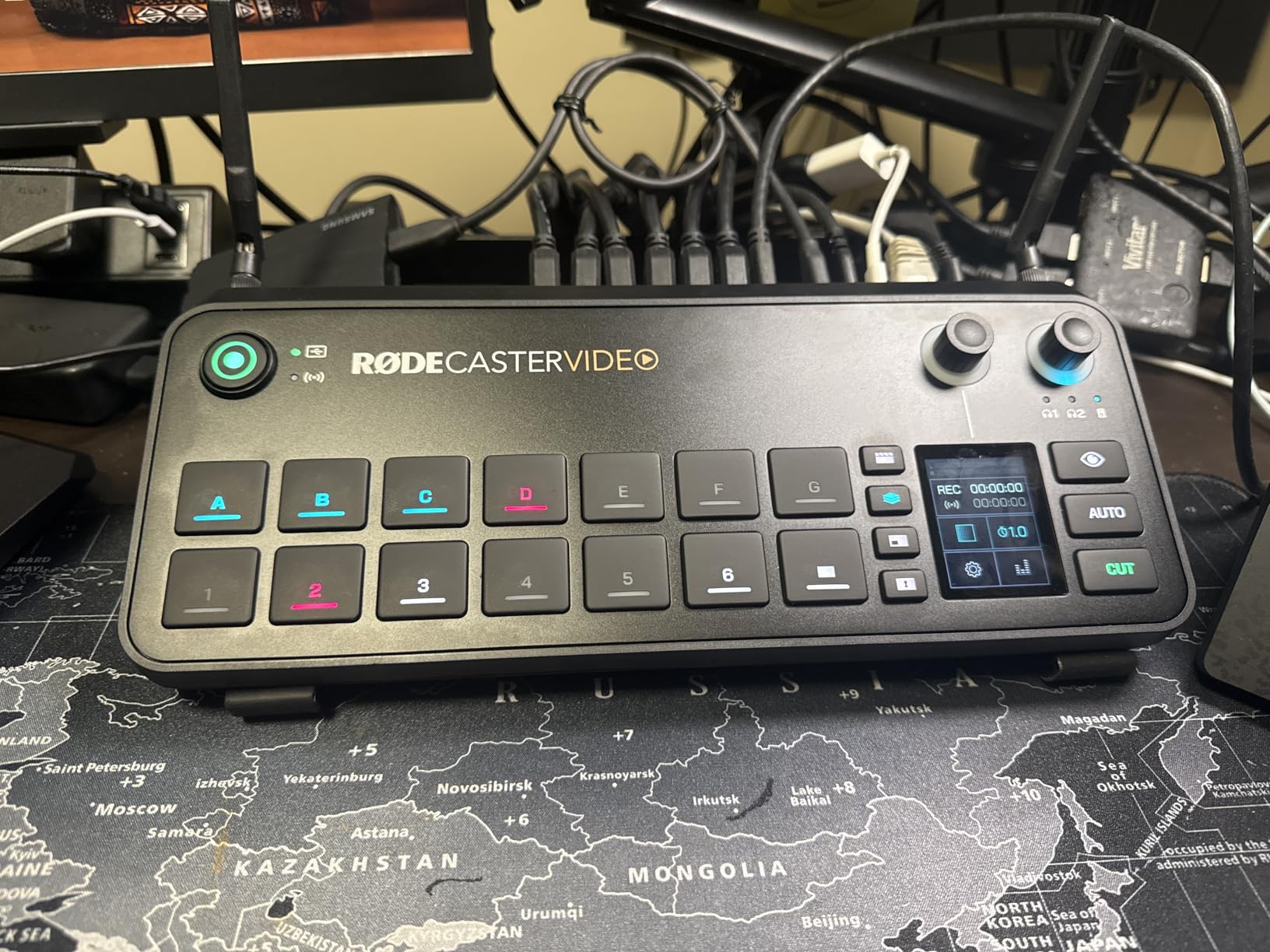 RØDE RØDECaster Video - Professional Video Switcher and Audio Interface customer photo 1