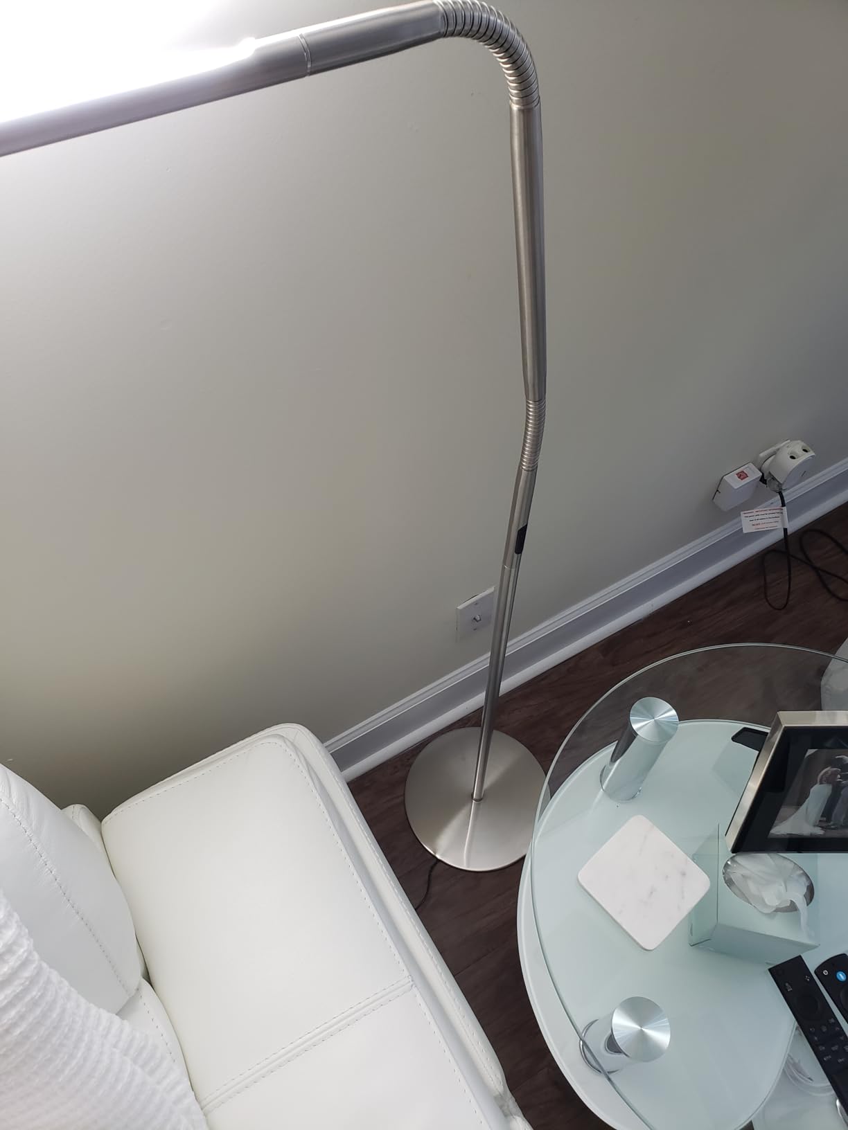 Daylight Slimline 4 LED Table Lamp in Ice Grey - 6,000K, 3,200 Lux, 4 Brightness Levels, USB-C Charging Port, Anti-Glare Diffuser, Flexible Design, Art & Craft, Sewing, Nail Salon customer photo 2