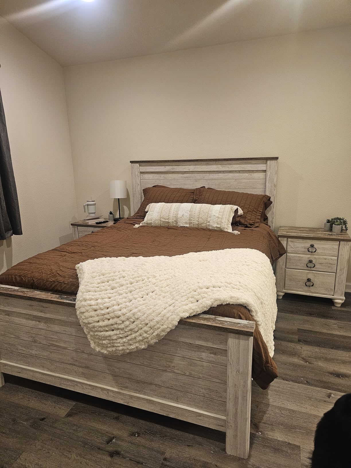 Sasttie Pillows Queen Size Set of 2, Bed Pillows for Side, Back, and Stomach Sleepers - Oeko-Tex Certified Down Alternative Plump Filling - Hotel Quality and Machine Washable, 2 Pack customer photo 2