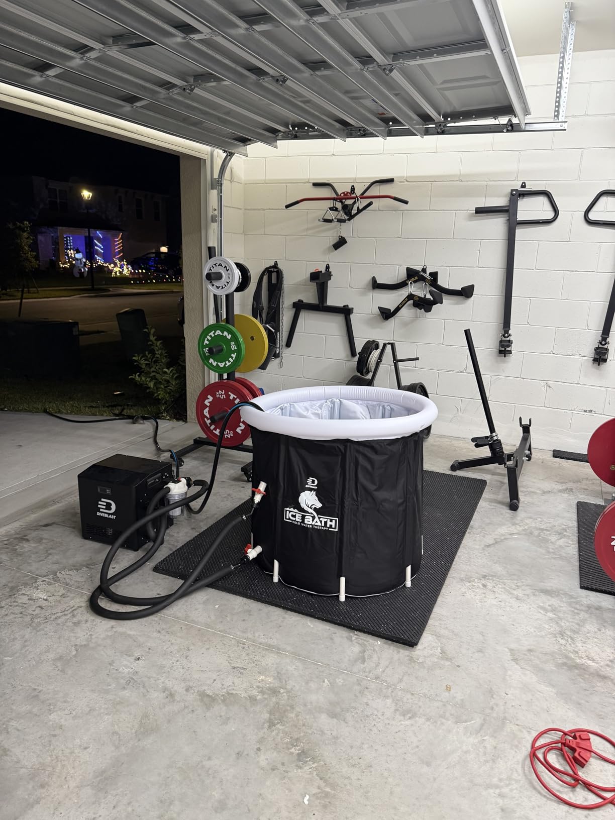 Cold Plunge Tub With Water Chiller, Pump and Filter - Low Consumption 2/3 HP Cold Plunge Chiller - Cools Water Down to 39°F customer photo 1