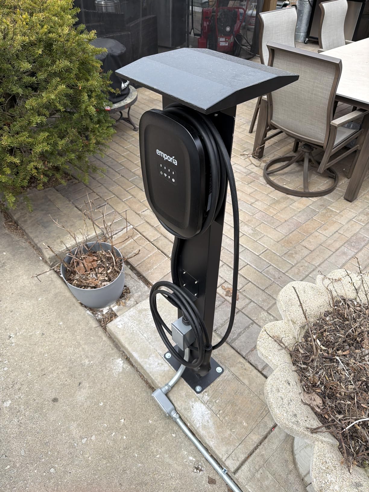 EV Charger Pedestal, Outdoor Electric Vehicle Charger Stand, Freestanding Charging Station Stand Accessory, Corrosion Resistant, Galvanized Steel, for All Level 2 Chargers customer photo 1
