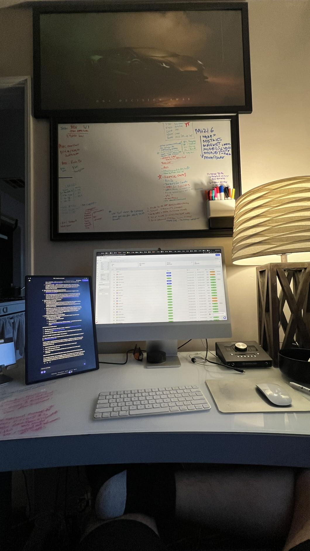 FLYTOCCA Portable Monitor, 16 Inch FHD 1200P, Horizontal/Vertical Monitor, Plug & Play, Built-in Speakers & Headphone Jack, Travel Monitor for Laptop with Premium Smart Cover customer photo 2