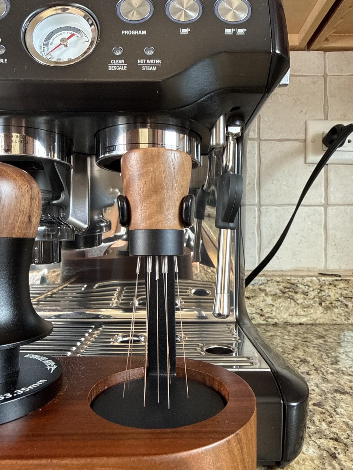 Normcore WDT Tool V2.1 with Stand, 9 Prong 0.23mm Espresso Distribution Tool, Weiss Distribution Technique, Magnetic Coffee Stirrer with 16 Extra Needles, American Walnut Wood Handle customer photo 2