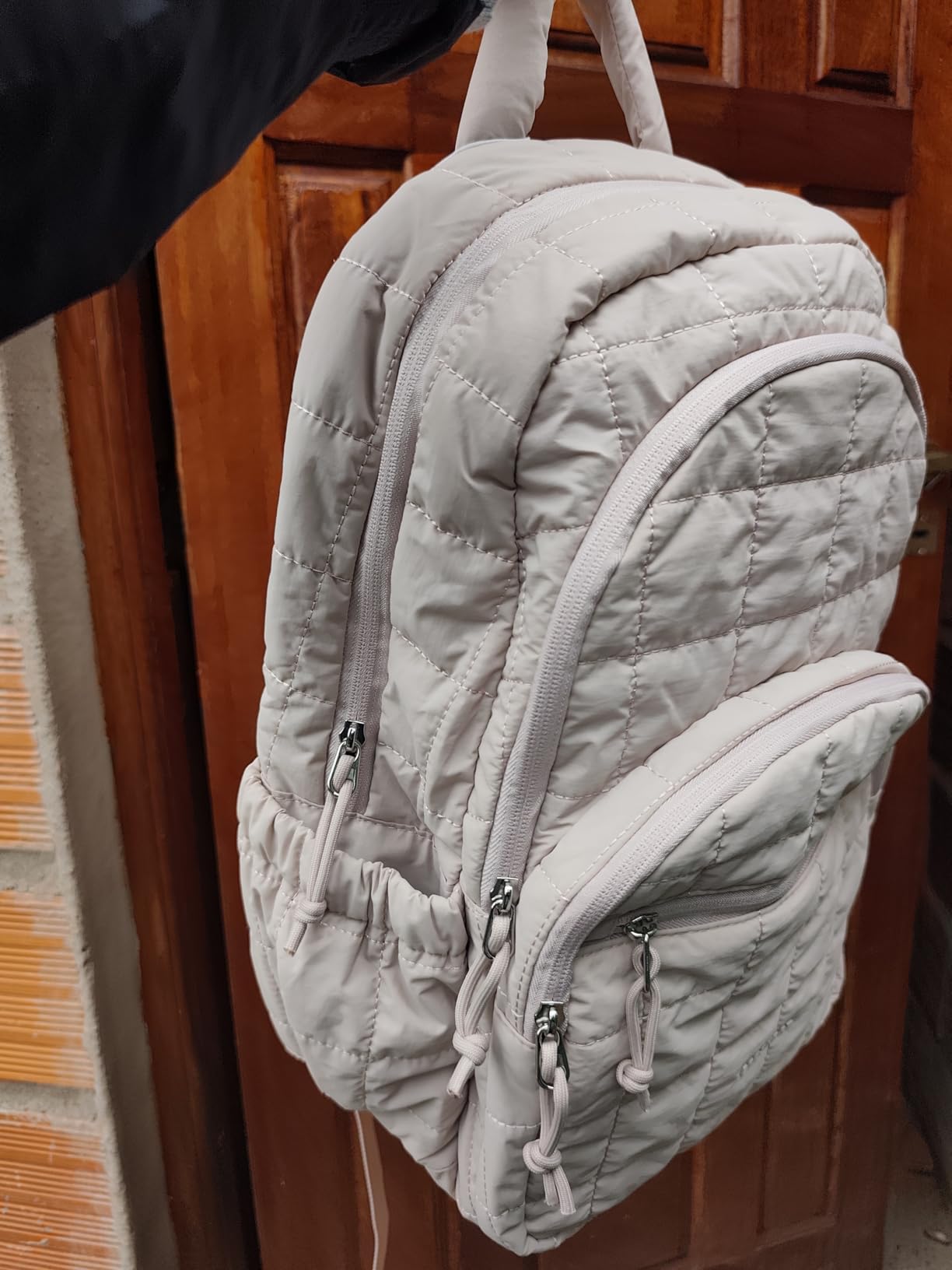 BAGSMART College Laptop Backpack, Travel Backpack for Women, Quilted Casual Daypack, Water-Resistant Bookbag for 15.6 Inch Laptop, Camel customer photo 1