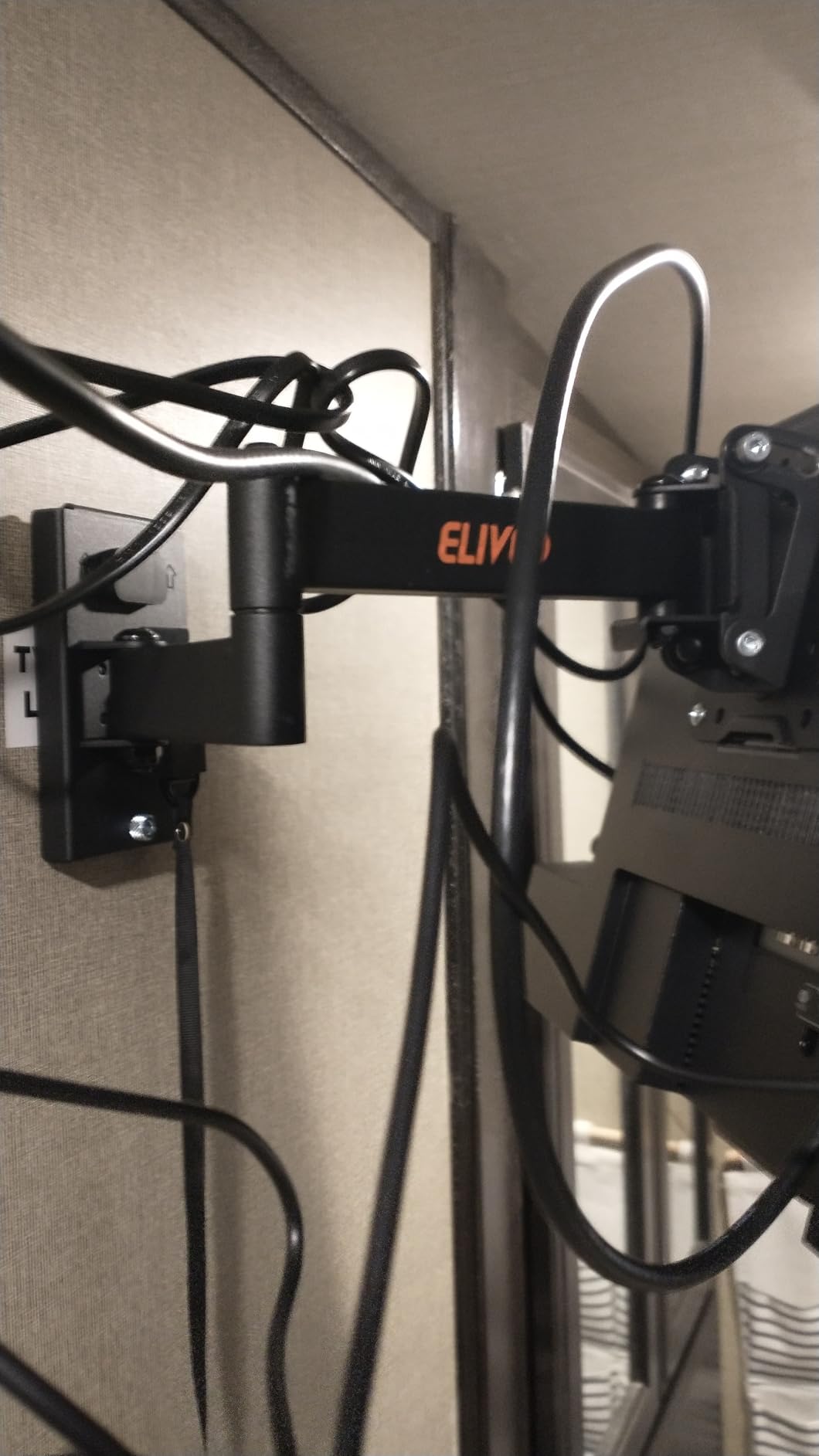 ELIVED RV TV Mount for Camper, Lockable RV TV Wall Mount for Most 13-43 Inch TVs, Full Motion Swivel and Tilt, Patented Dual Latch Design for Trailer Motorhome Truck Boat, Max VESA 200x200mm, 33 LBS customer photo 1