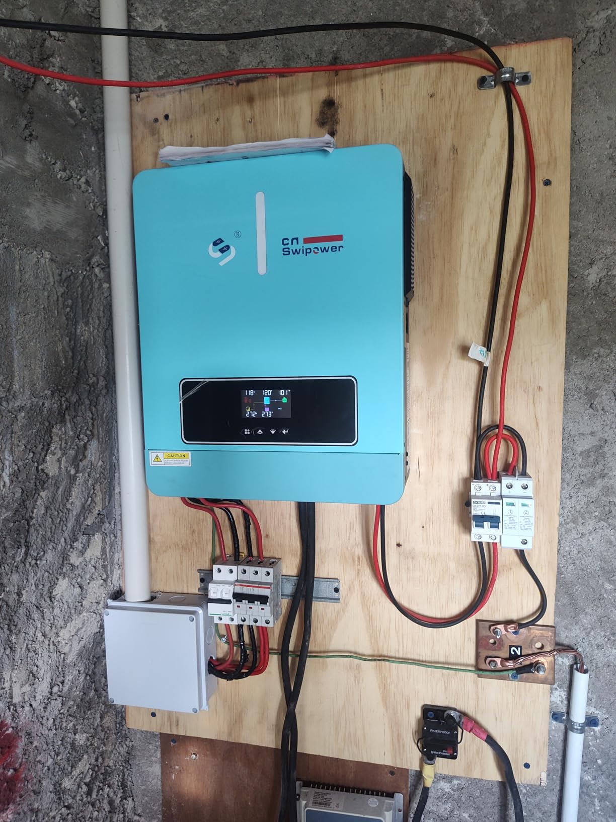 3600W Hybrid Solar Inverter, 24VDC to 120VAC Power Converter with 120A MPPT Solar Charging Controller, Battery-Less Operation Pure Sine Wave Inverter for Home, RVs and Off-Grid Cabin customer photo 2