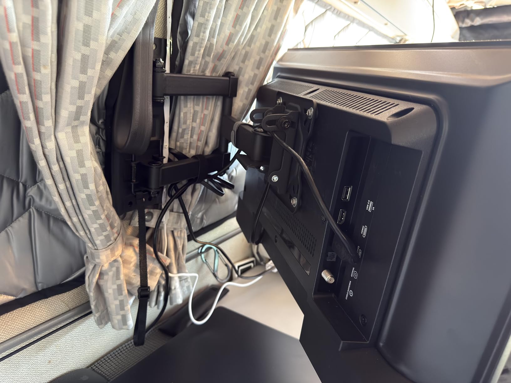 MOUNTUP Lockable RV TV Mount for 13-43 Inch TVs - Full Motion Swivel RV TV Bracket with Pull Cord Lock, Space Saving Design for Camper, Trailer, Motorhome, Truck - Max 33lbs & VESA 200x200mm, MU2101 customer photo 2