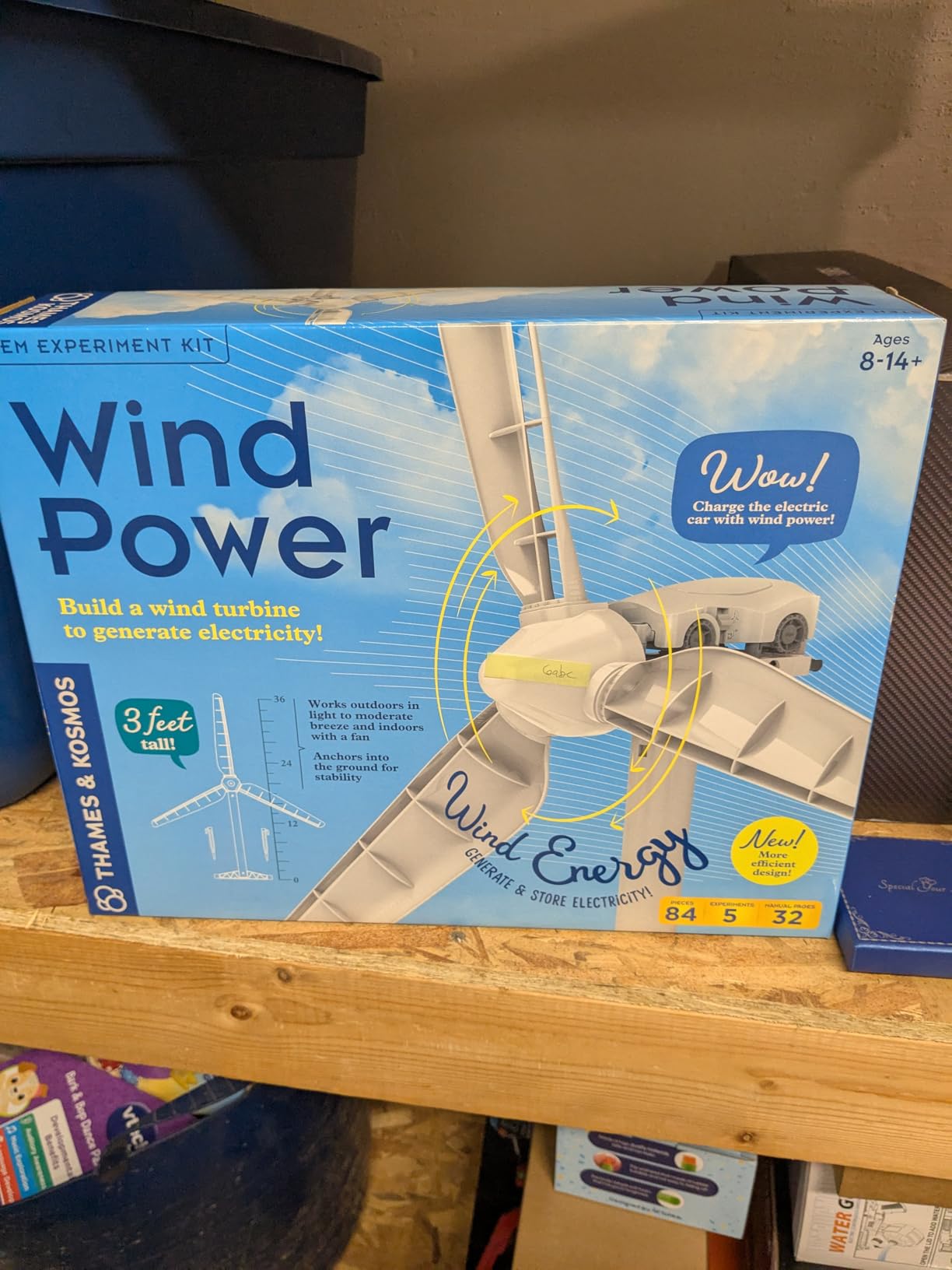 Thames & Kosmos Wind Power V5.0 STEM Experiment Kit, Build a 3ft-Tall Model Wind Turbine & Explore Clean, Renewable Energy, Optimized for Use Outdoors & Indoors, Experiments & Discovery for Ages 8+ customer photo 1