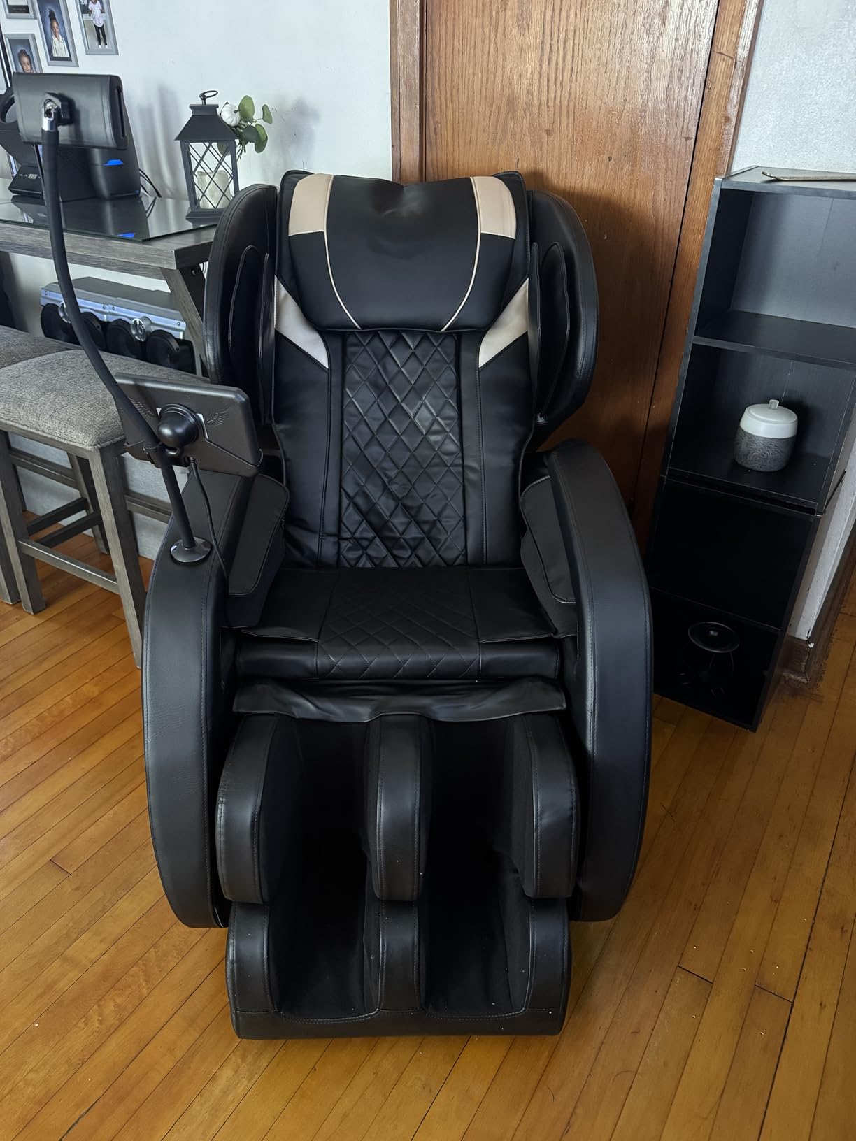 2026 Massage Chair Full Body, Zero Gravity SL-Track Shiatsu Massage Recliner Chair with Body Scan, 6 Fix Point Rollers, Airbags, Deep Yoga Stretch, Heating Function, Black customer photo 2