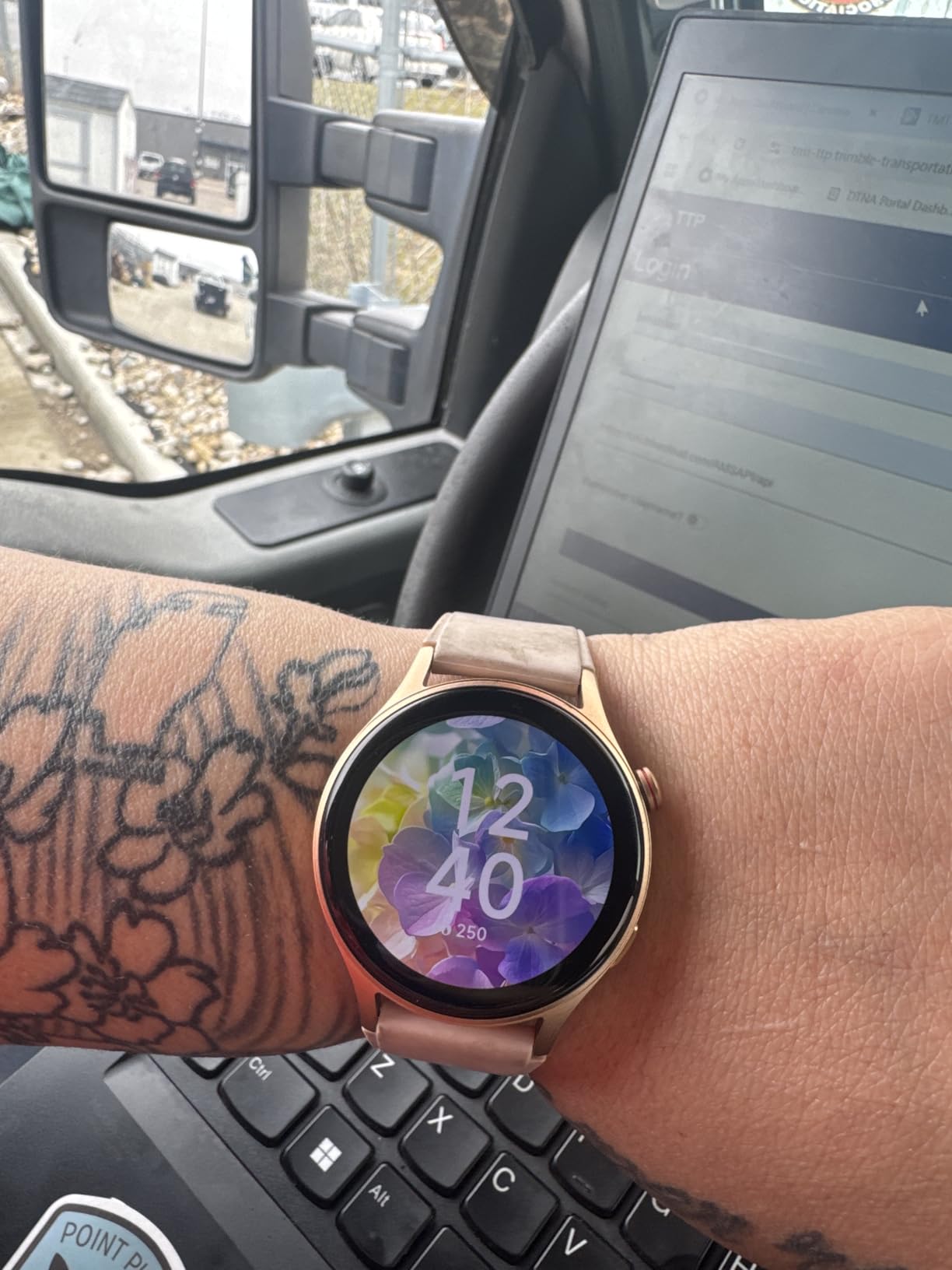 Smart Watch for Men Women, Answer/Make Call, 1.32'' AMOLED Ultra-Clear Screen Fitness Tracker with Heart Rate/Sleep/SpO2 Monitor, Smartwatch for iPhone/Samsung/Android, 110 Sport Mode, 3ATM Waterproof customer photo 1