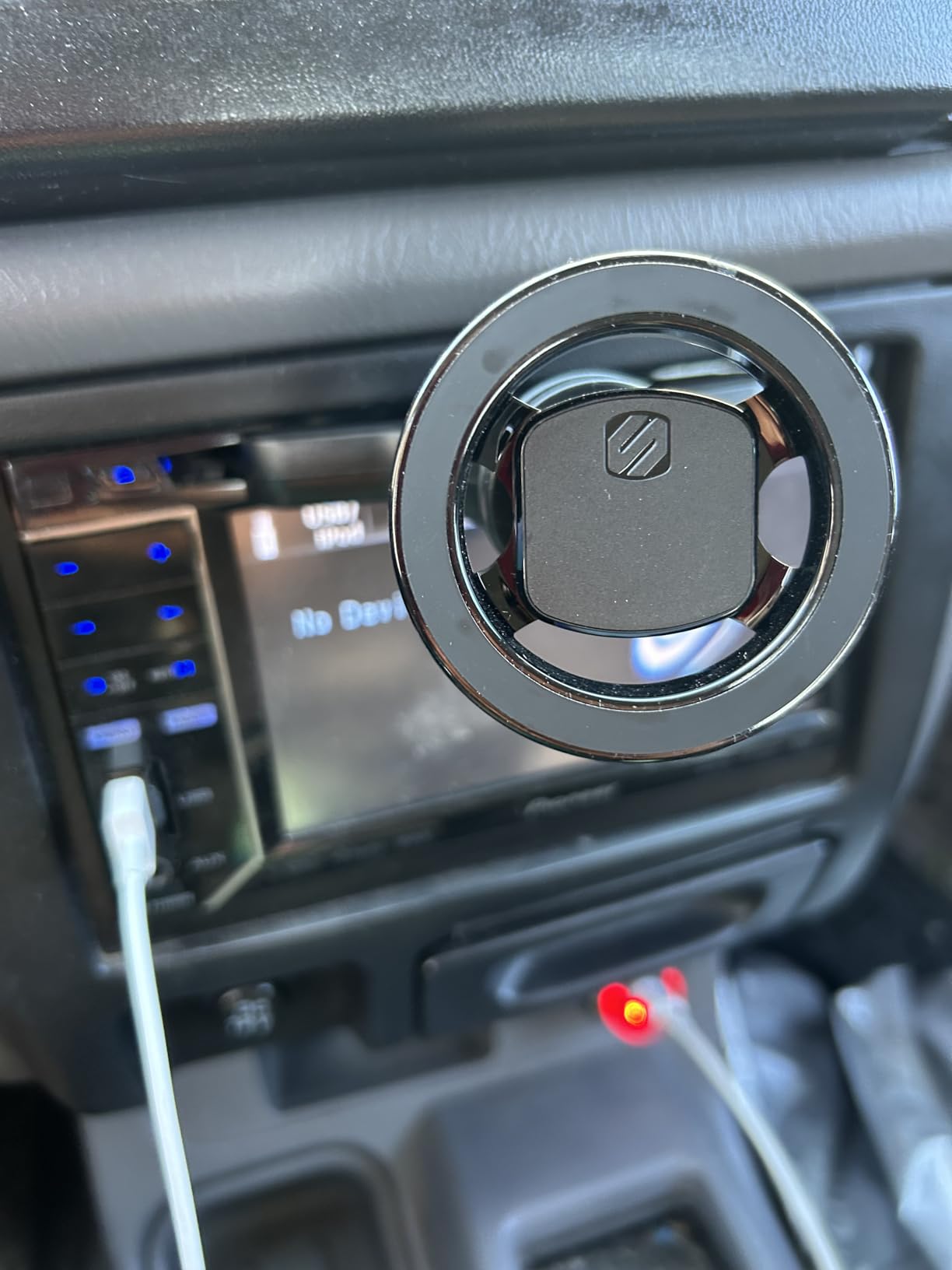 Scosche SMS1CD MagSafe CD Slot Phone Mount, Adjustable Magnetic Cell Phone Holder for Car CD Player, Compatible with iPhone 16 15 14 13 12 Pro Max Mini Plus customer photo 1