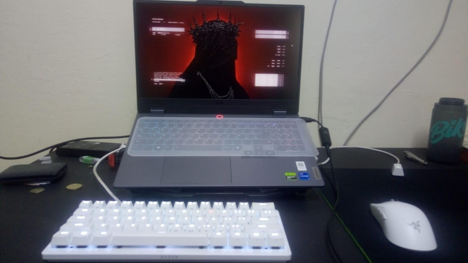 Razer Huntsman V3 Pro Mini 60% Esports Gaming Keyboard: Analog Optical Switches Snap Tap - Rapid Trigger - Adjustable Actuation - Dual-Purpose Mod Keys - Doubleshot PBT Keycaps - White customer photo 1