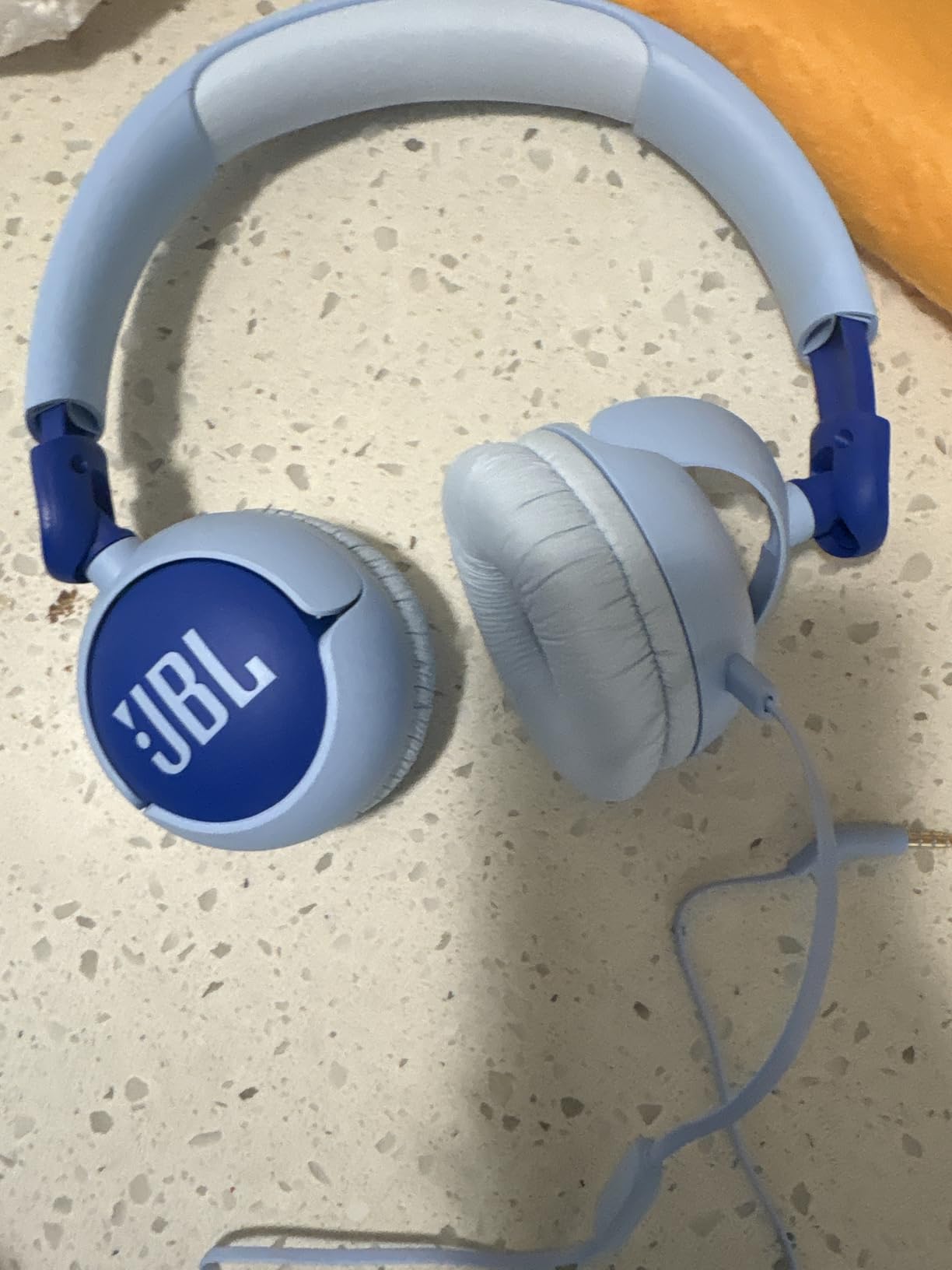 JBL Junior 320 - Wired on-Ear Kids Headphones Safe Sound (<85dB), Built-in mic, Fit for Kids and Customizable with Included Stickers customer photo 1