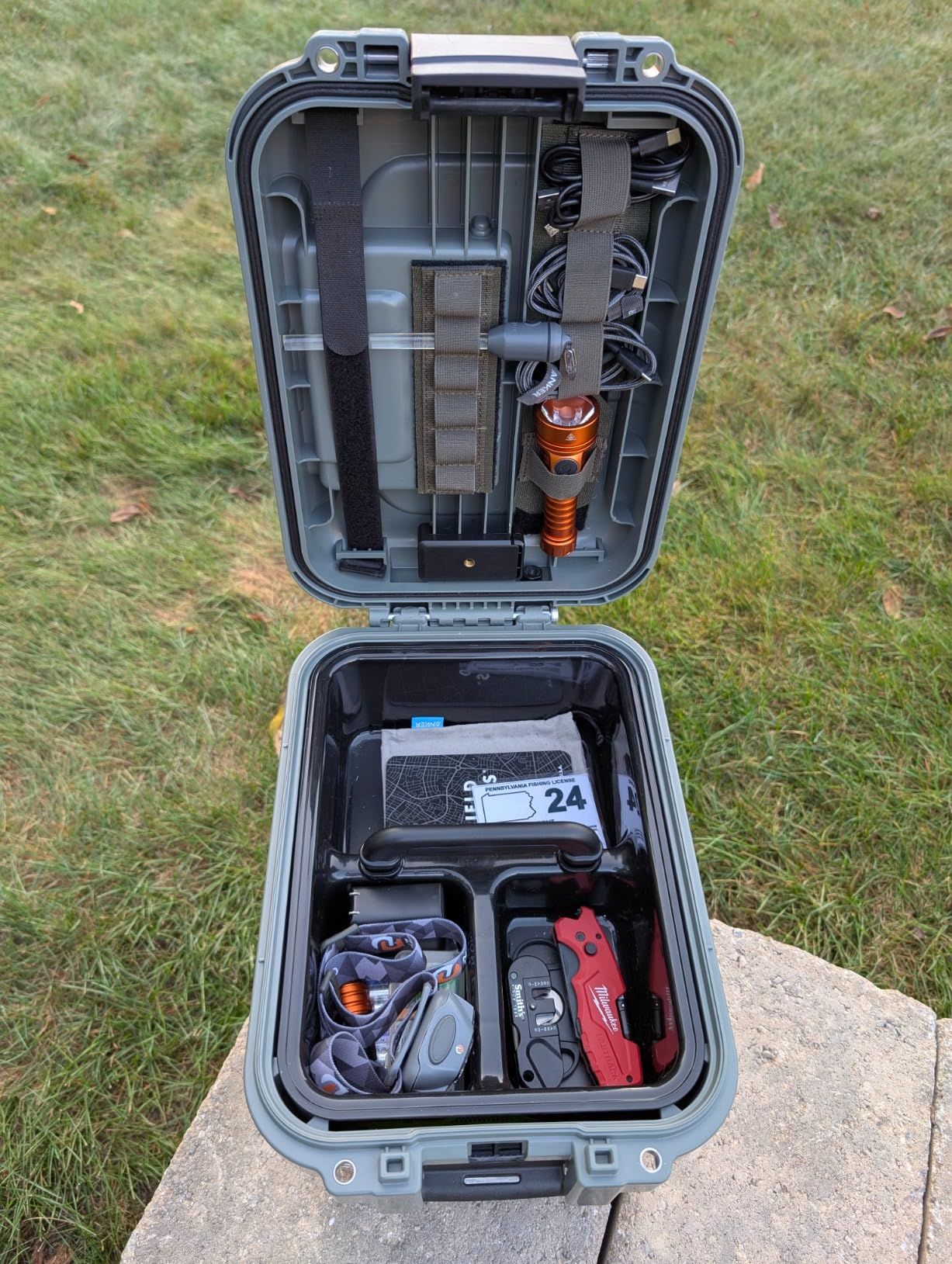 YETI LoadOut 15 GoBox Divided Waterproof Cargo Case, Dry Box, Camera Case, Fishing Tackle Box, King Crab customer photo 2